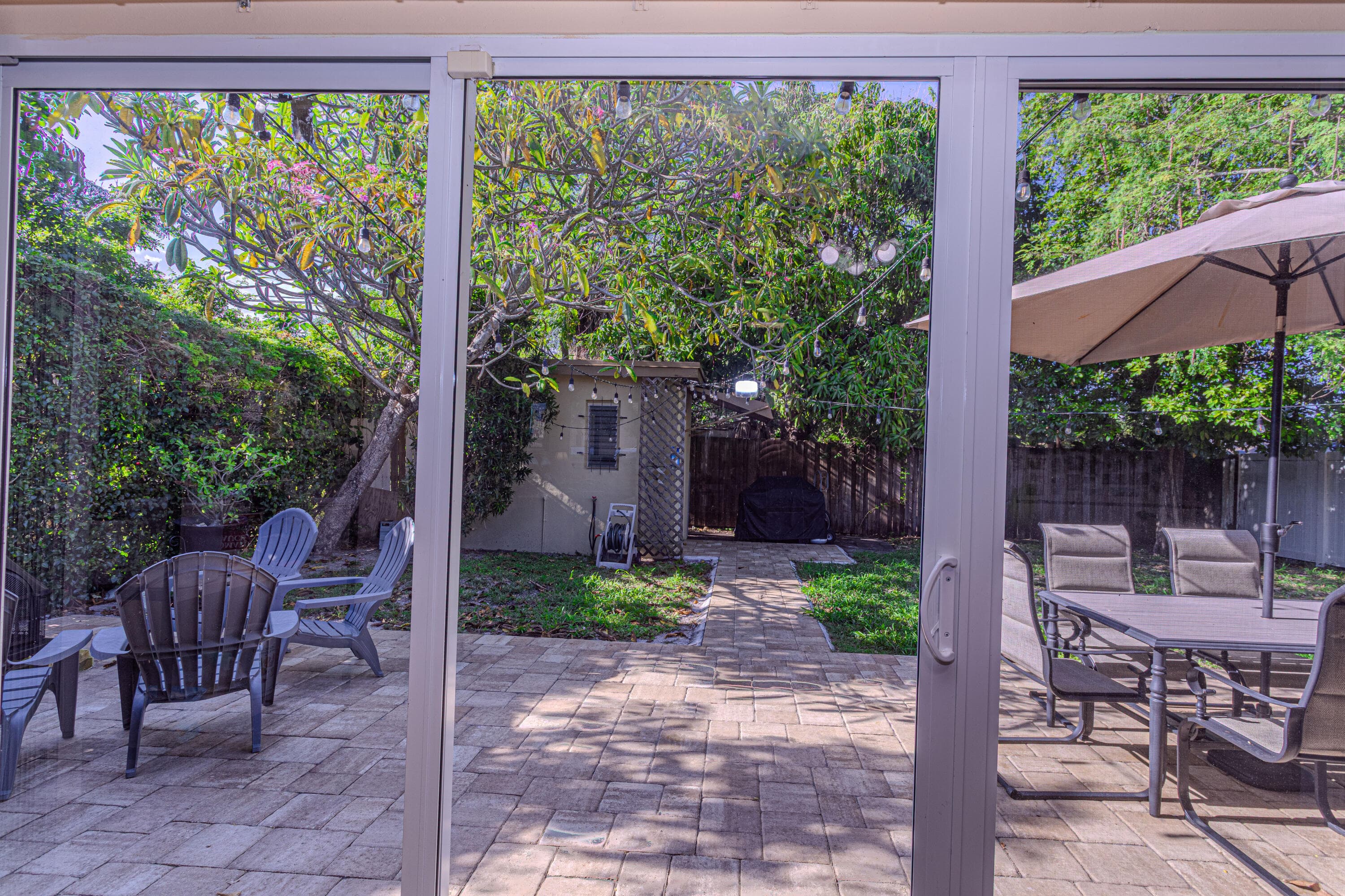 429 Summa Street, West Palm Beach, FL 33405 — photo 19 of 33