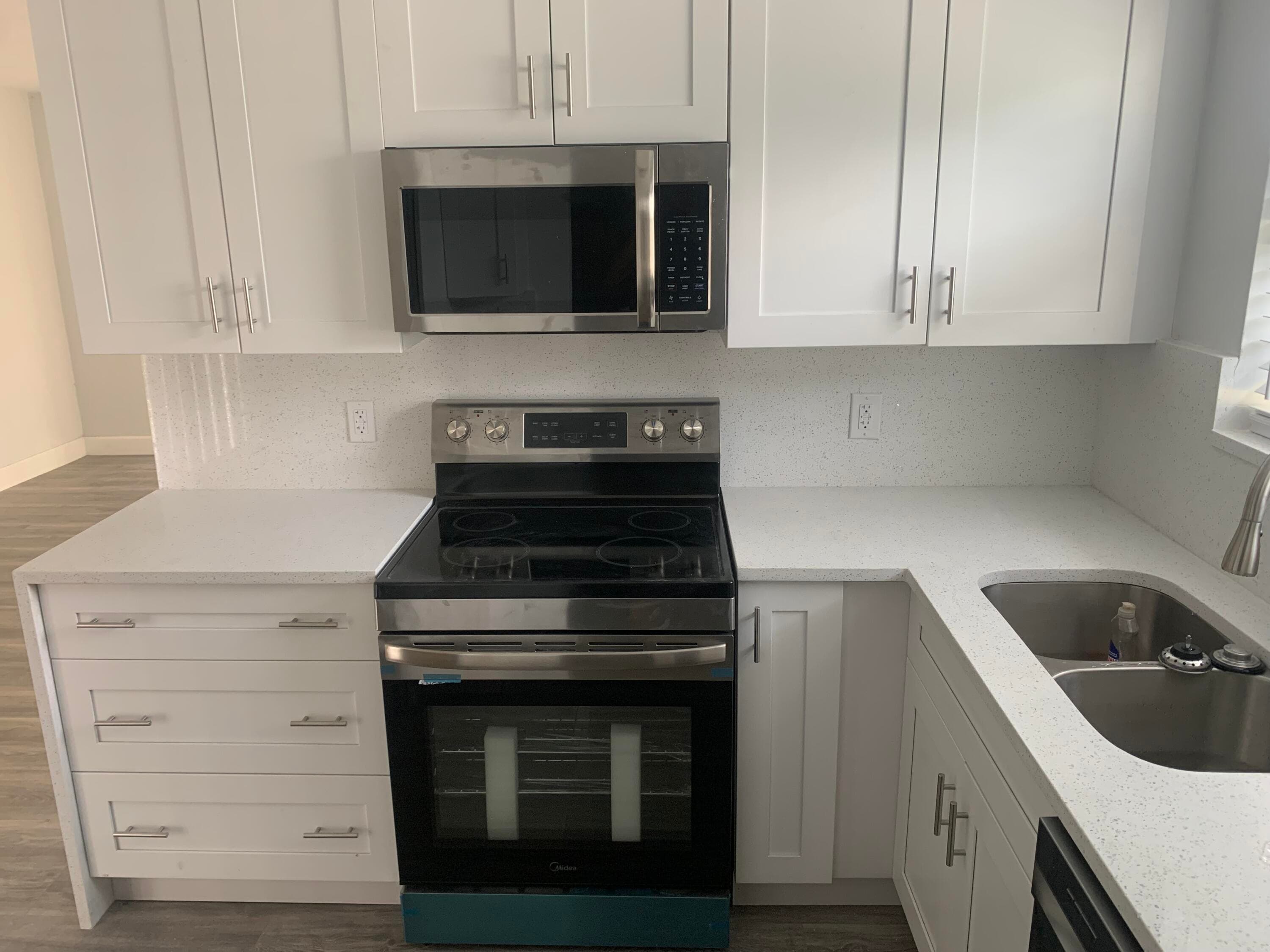 Single Family Residence in Miramar — photo 16 of 23