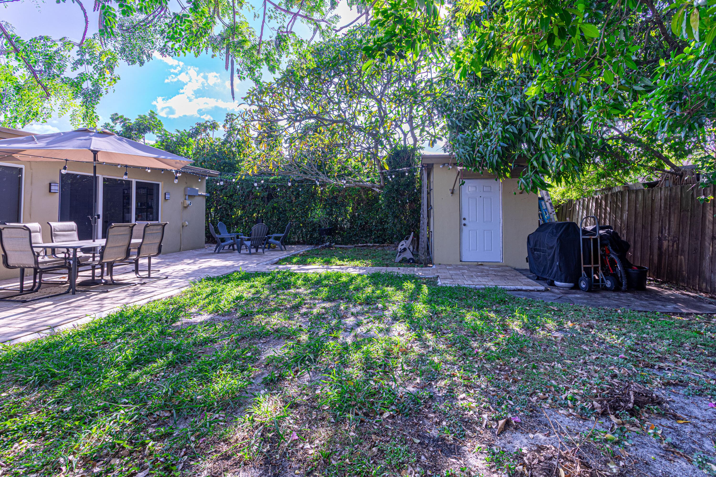 429 Summa Street, West Palm Beach, FL 33405 — photo 32 of 33