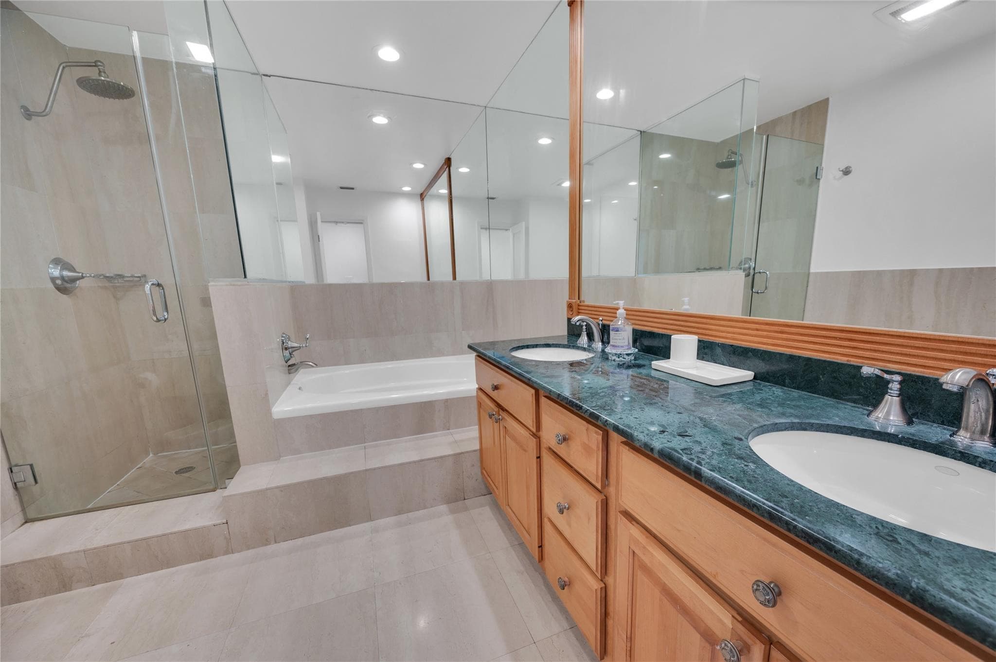 314 Poinciana Drive 806, Sunny Isles Beach, FL 33160 — photo 17 of 45