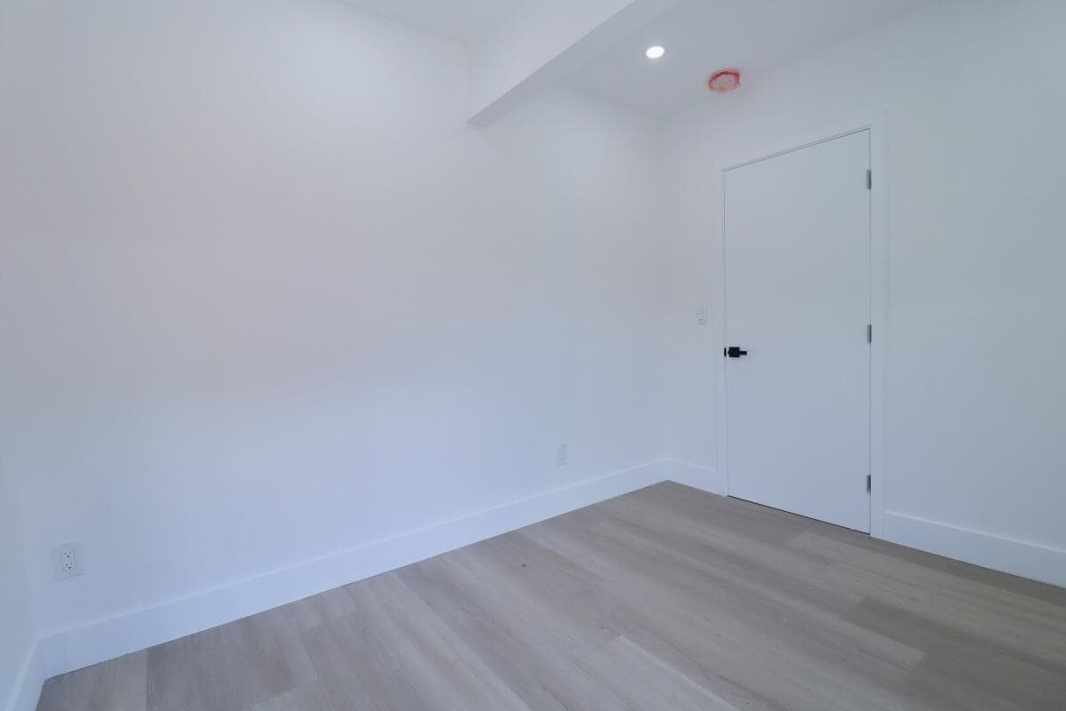 3040 NW 13th Avenue 2, Miami, FL 33142 — photo 5 of 8