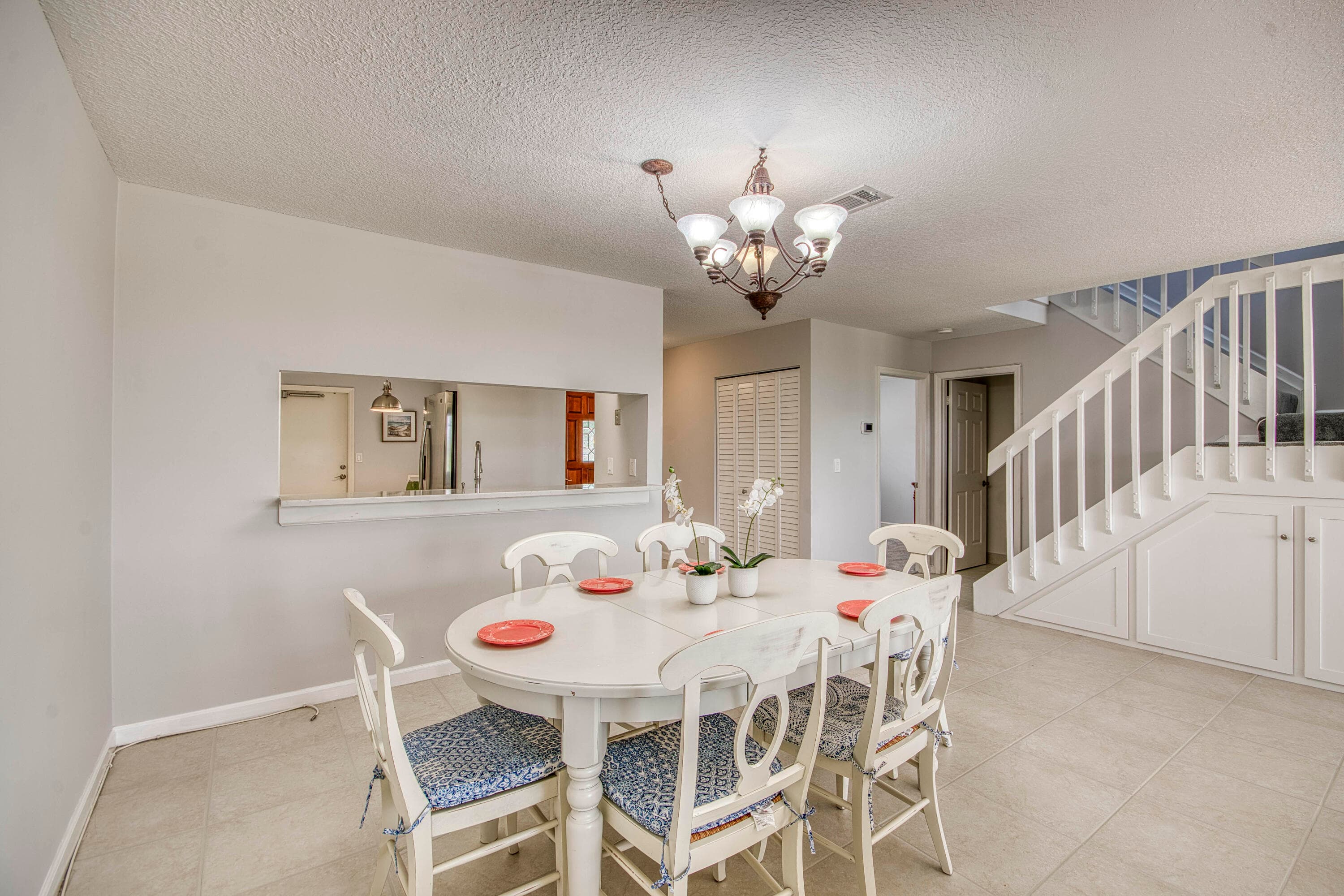 495 Prestwick Circle, Palm Beach Gardens, FL 33418 — photo 5 of 34