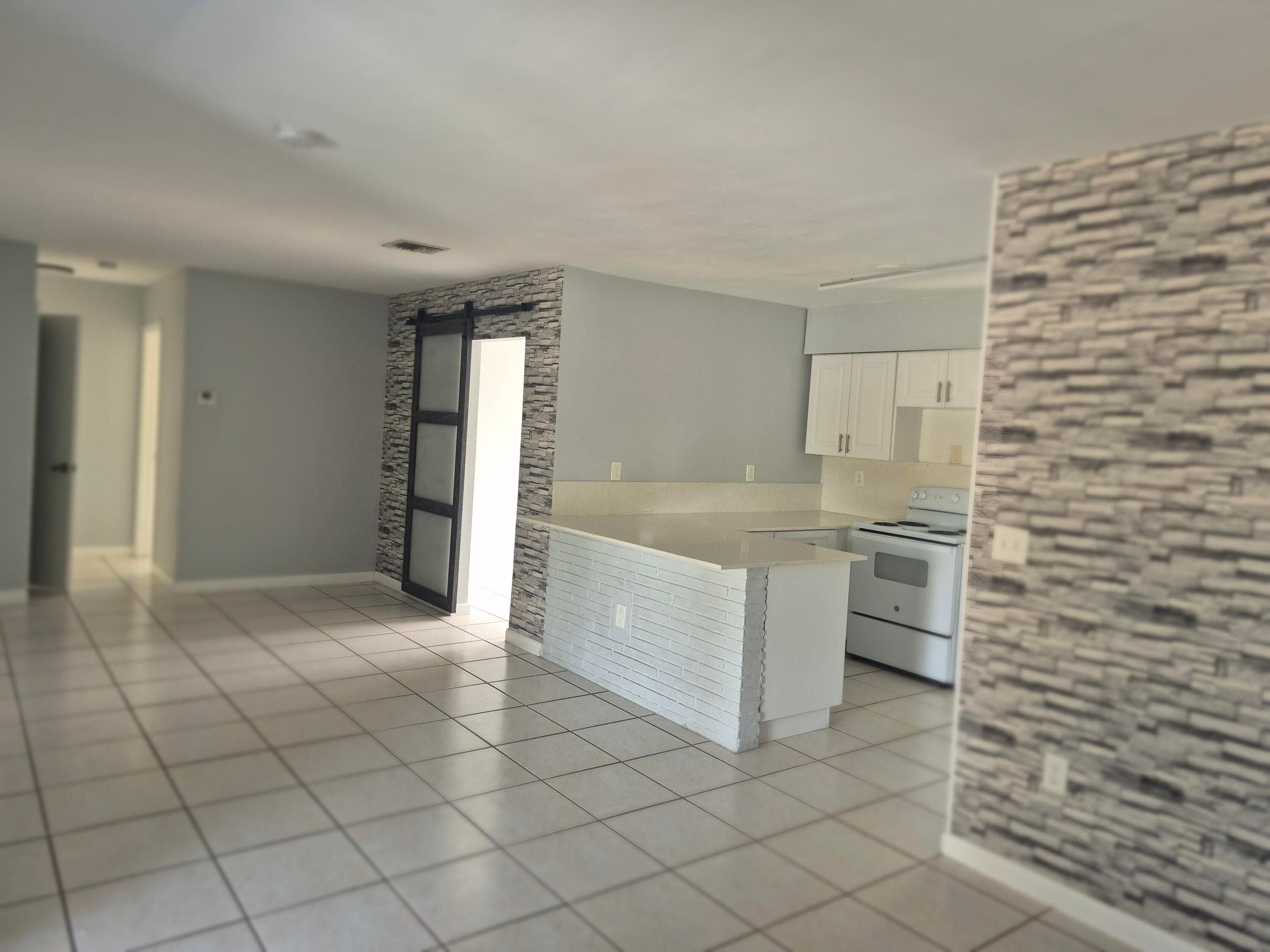 7221 Venetian Street 4, Miramar, FL 33023 — photo 1 of 11