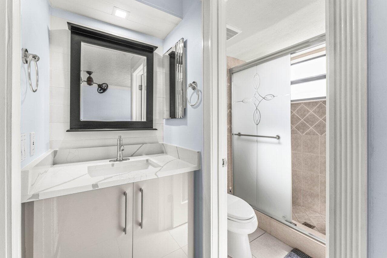 5954 Longbow Lane 5, West Palm Beach, FL 33415 — photo 17 of 35