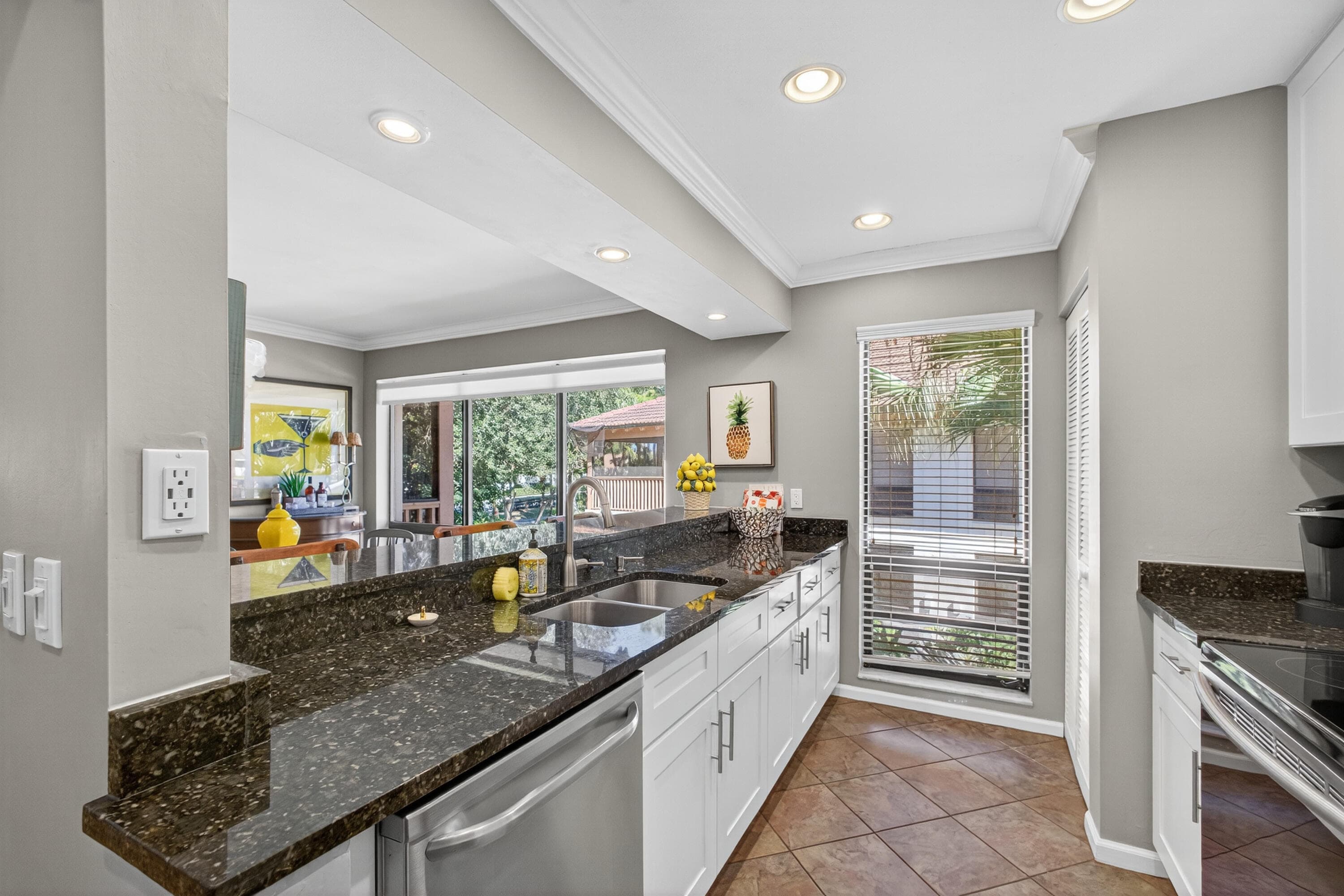 605 Brackenwood Cove, Palm Beach Gardens, FL 33418 — photo 15 of 43