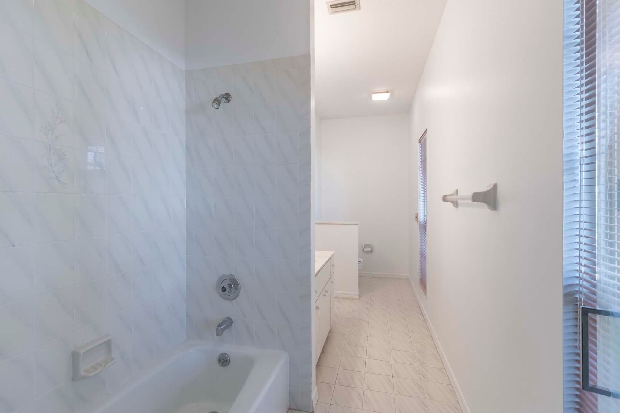 1027 Mangrove Lane, Vero Beach, FL 32963 — photo 19 of 42