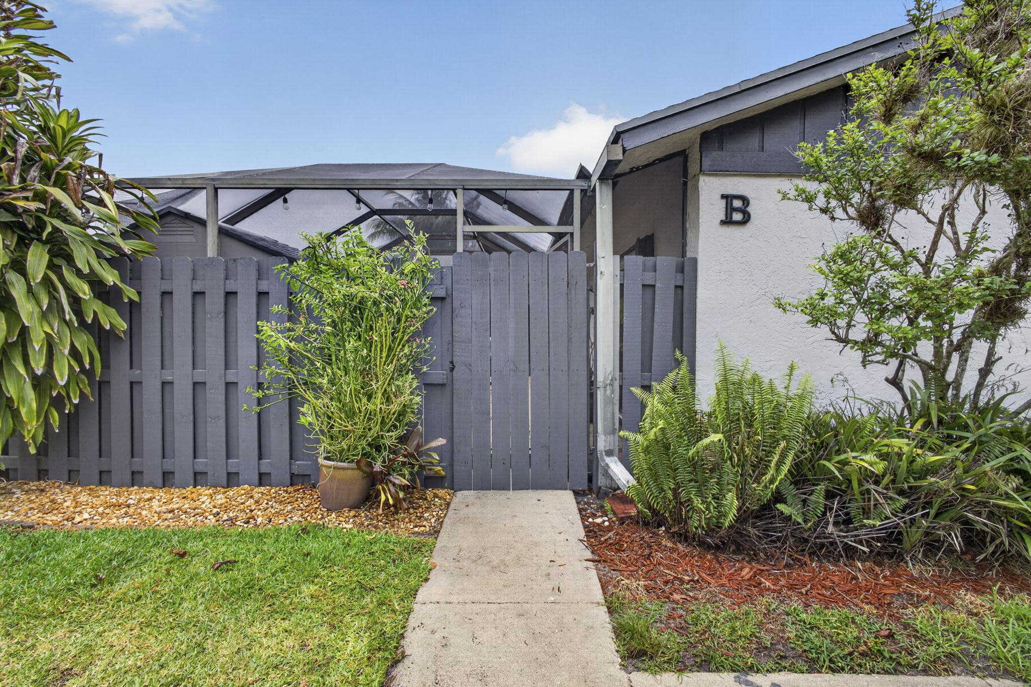 1057 Summit Trail Circle B, West Palm Beach, FL 33415 — photo 5 of 31