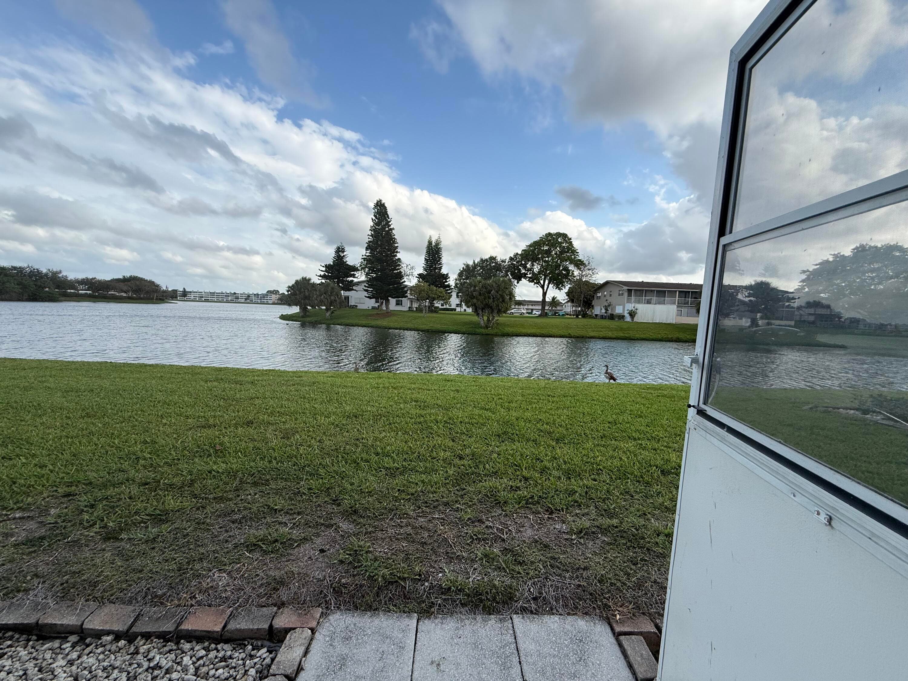 343 Chatham Q, West Palm Beach, FL 33417 — photo 9 of 27