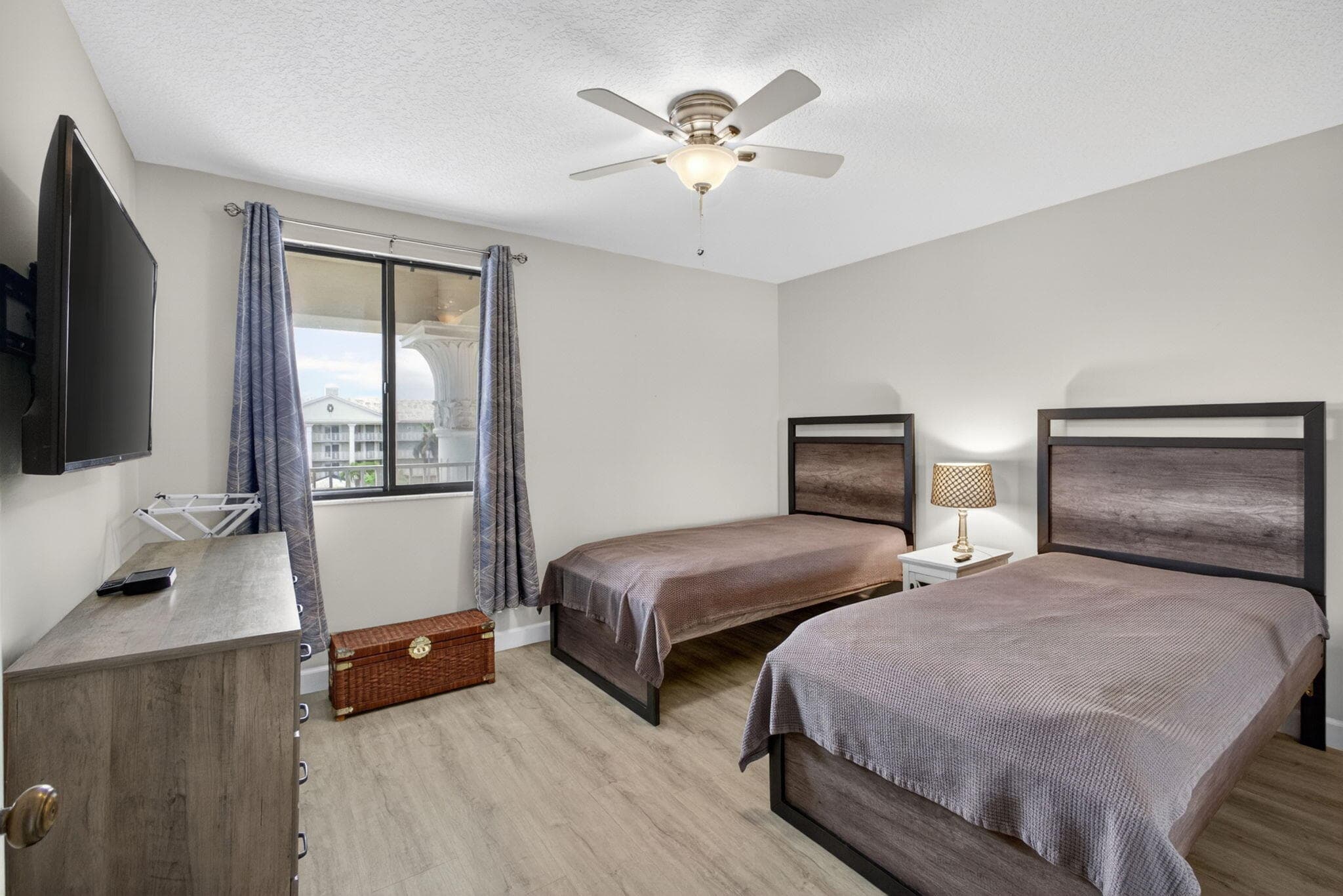 2441 Village Boulevard 403, West Palm Beach, FL 33409 — photo 18 of 33