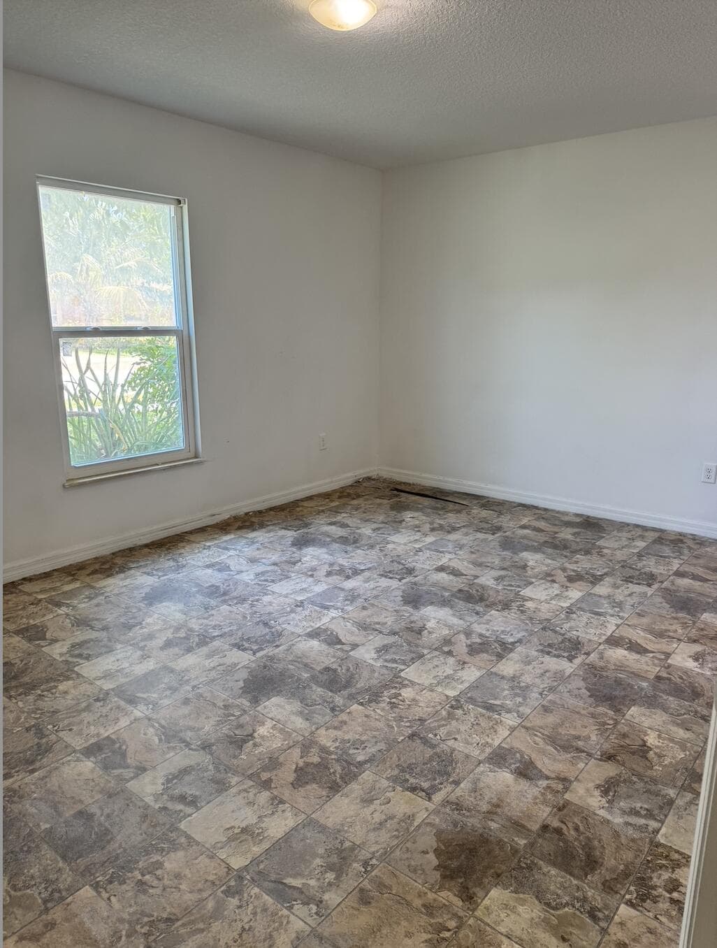 3211 Indiana Court Court, Fort Pierce, FL 34947 — photo 4 of 5