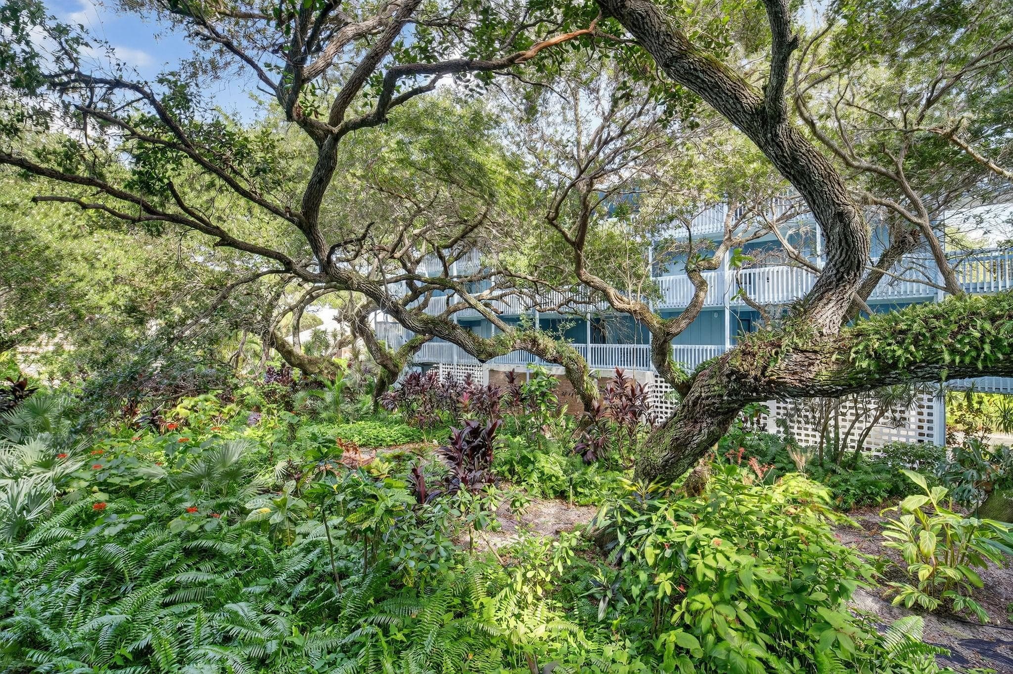 240 Hammock Shore Drive 107, Melbourne Beach, FL 32951 — photo 25 of 30