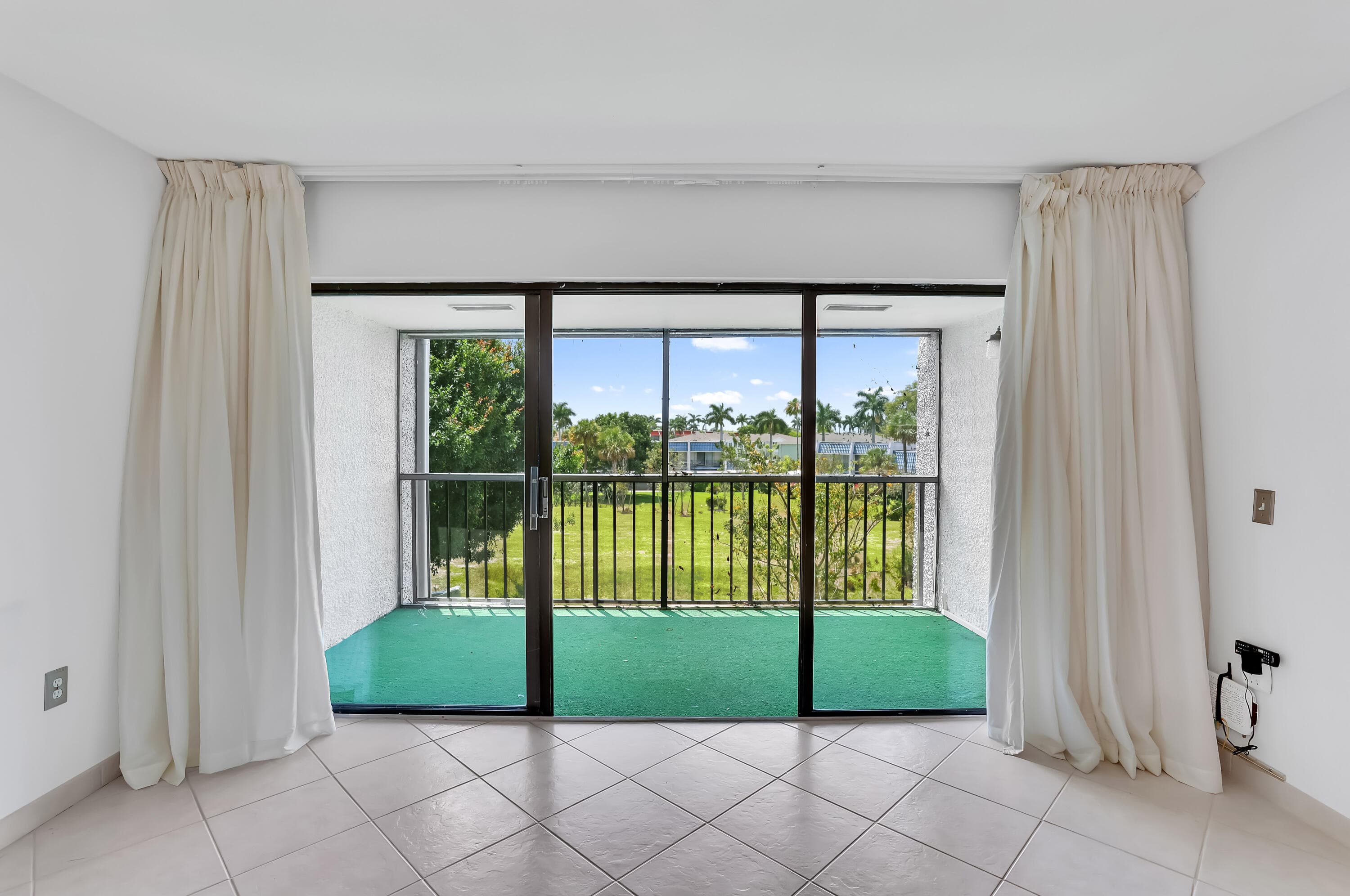 4290 Deste Court 301, Lake Worth, FL 33467 — photo 14 of 19