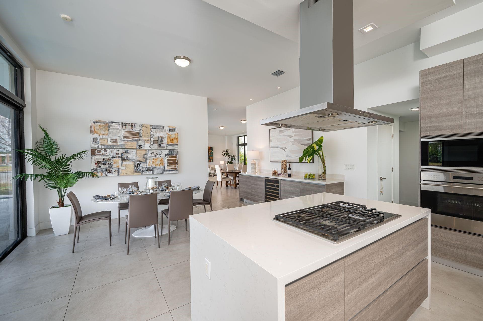 16553 Botaniko Drive S, Weston, FL 33326 — photo 12 of 56