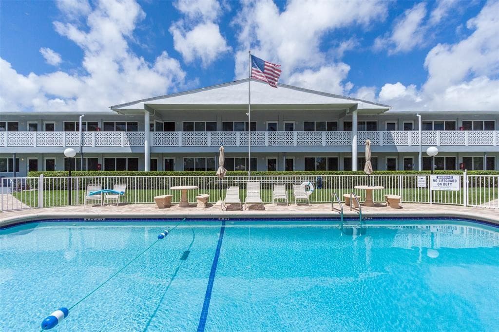 600 Layne Boulevard 201, Hallandale Beach, FL 33009 — photo 31 of 35