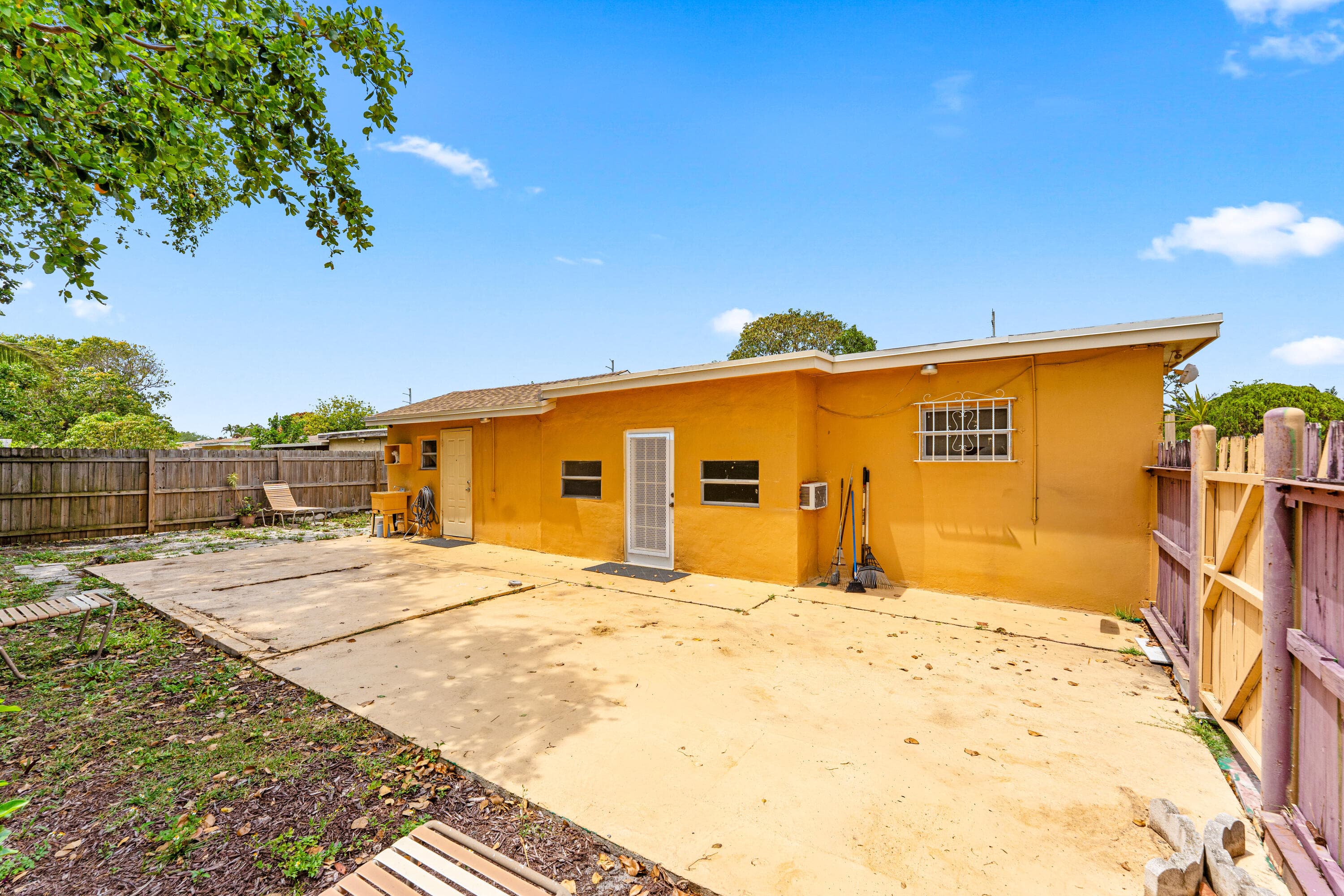 610 SW 10th Court, Deerfield Beach, FL 33441 — photo 24 of 28