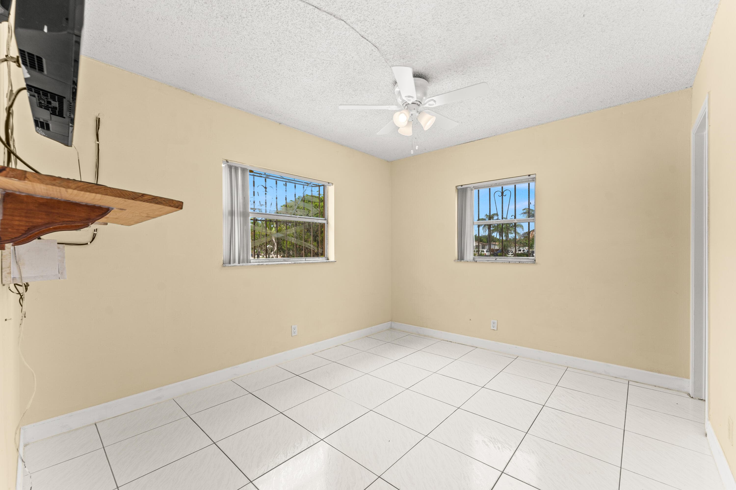 610 SW 10th Court, Deerfield Beach, FL 33441 — photo 9 of 28