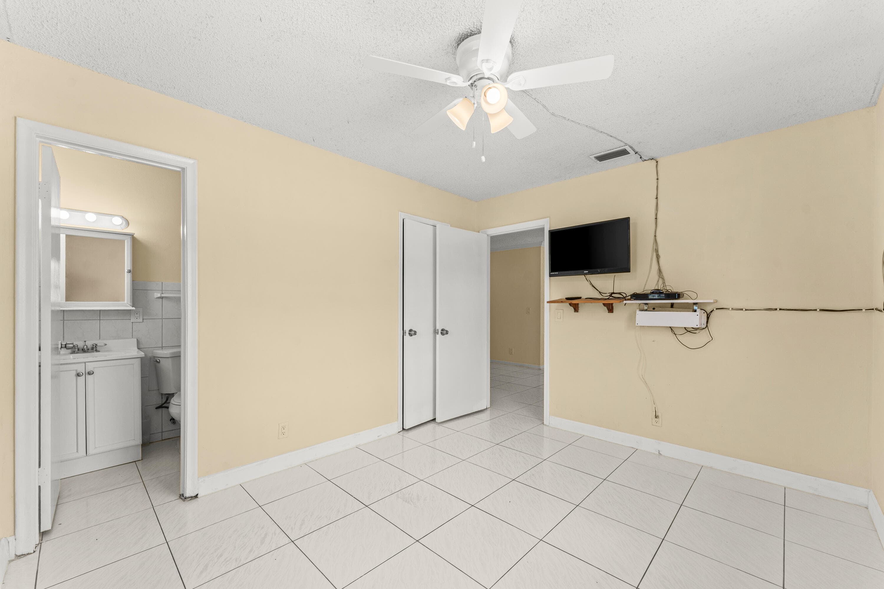 610 SW 10th Court, Deerfield Beach, FL 33441 — photo 10 of 28