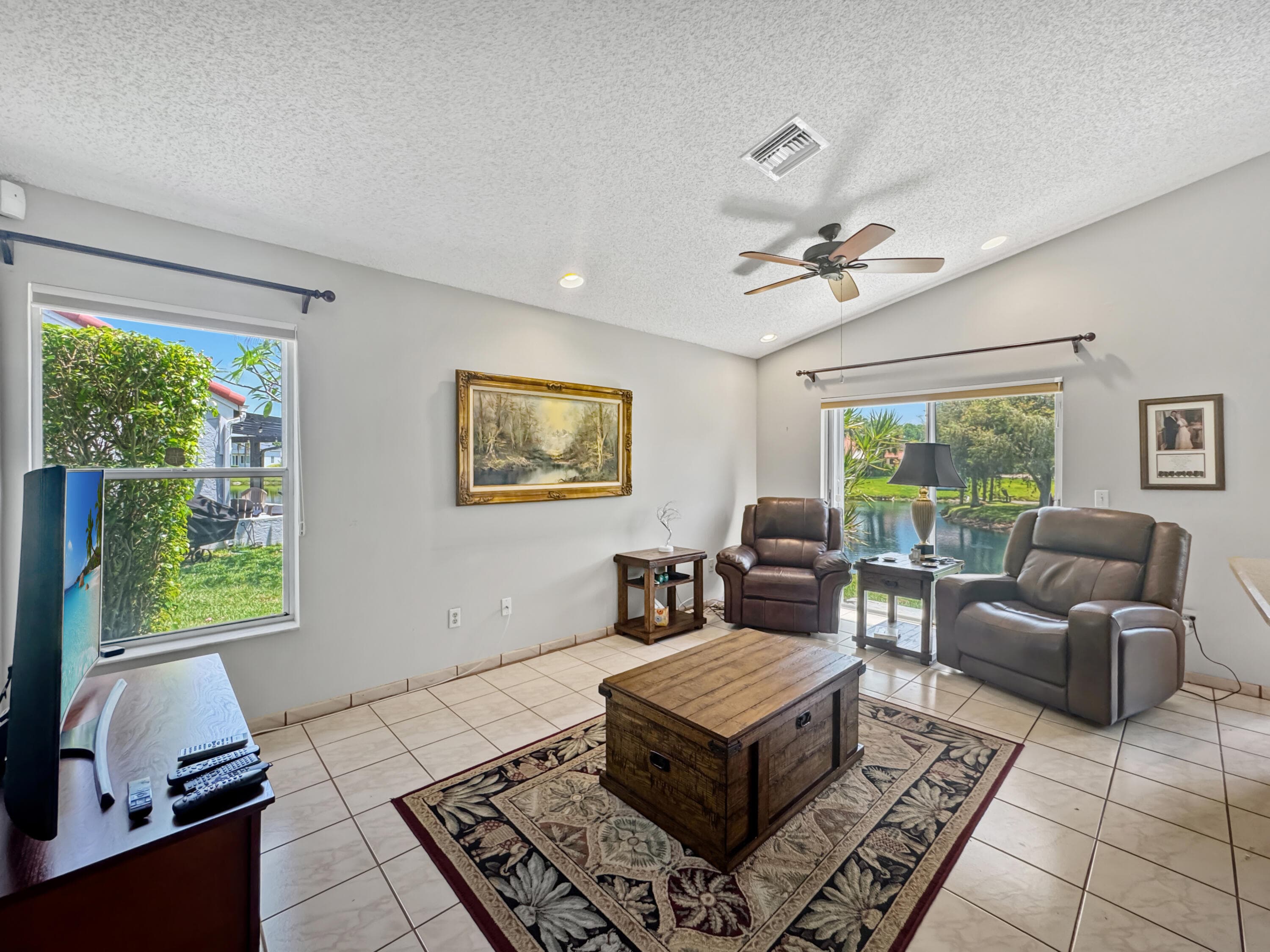 180 NW 47th Avenue, Deerfield Beach, FL 33442 — photo 6 of 39