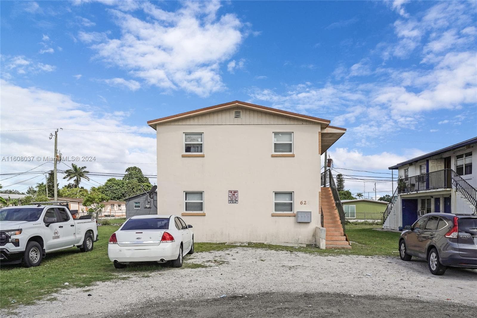 628 SW 4th Street, Belle Glade, FL 33430 — photo 3 of 8