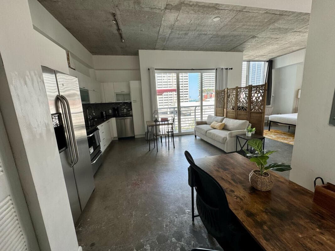 133 NE 2nd Avenue 810, Miami, FL 33132 — photo 18 of 18