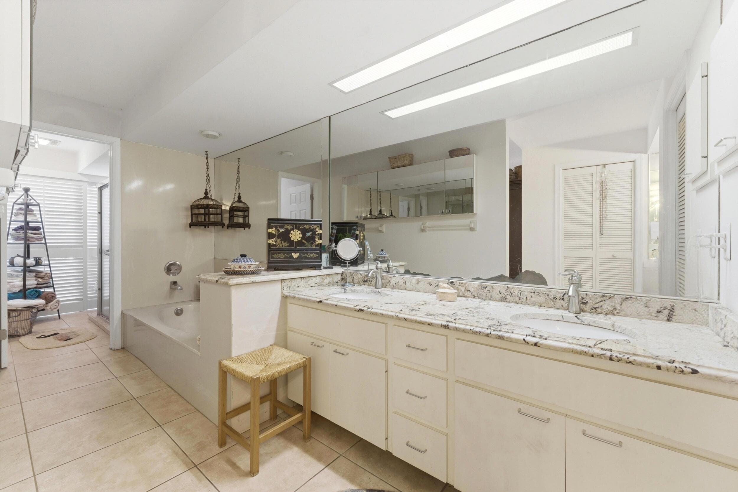 5370 SE Merion Way, Stuart, FL 34997 — photo 13 of 32