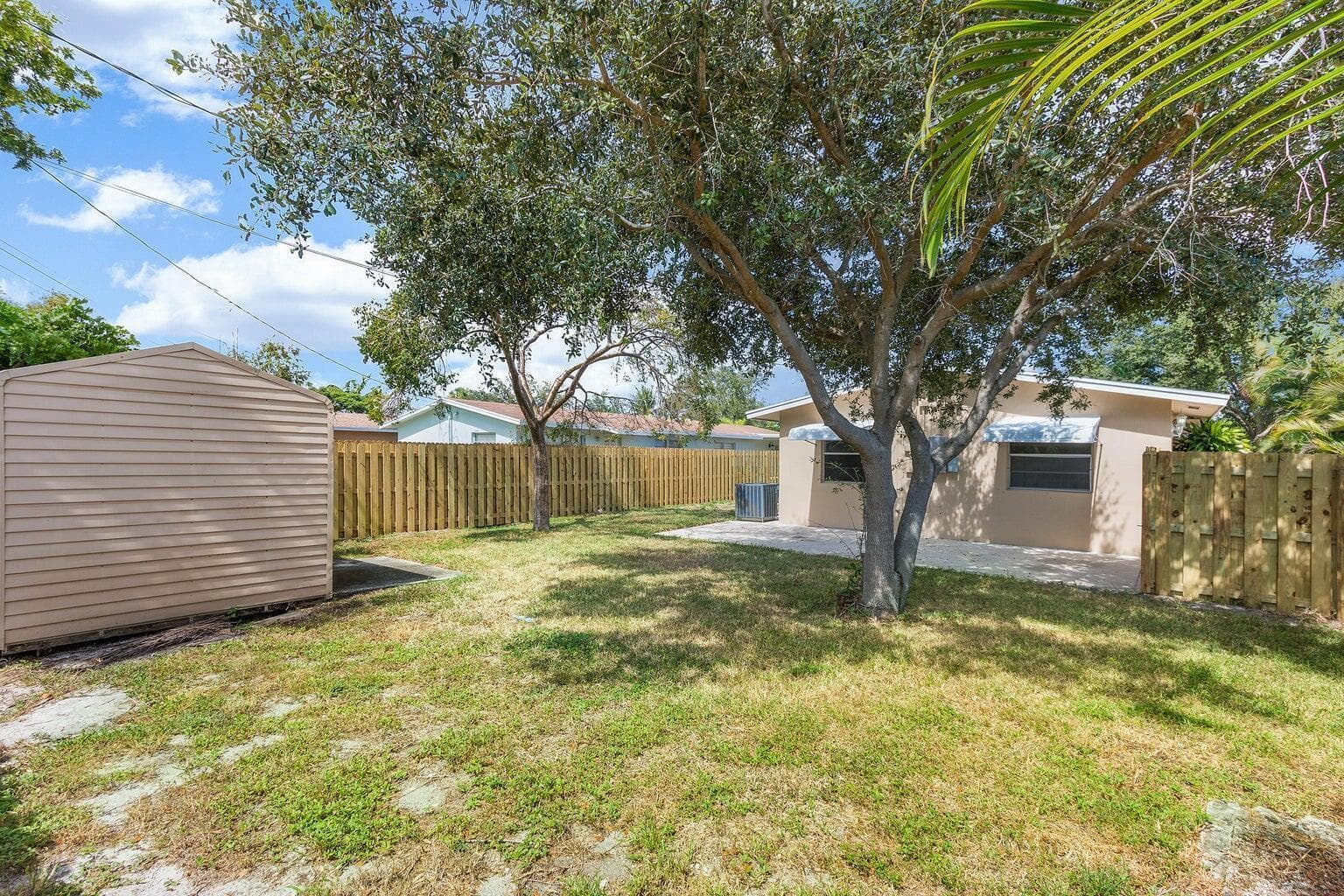 272 NE 13th Street, Delray Beach, FL 33444 — photo 31 of 41
