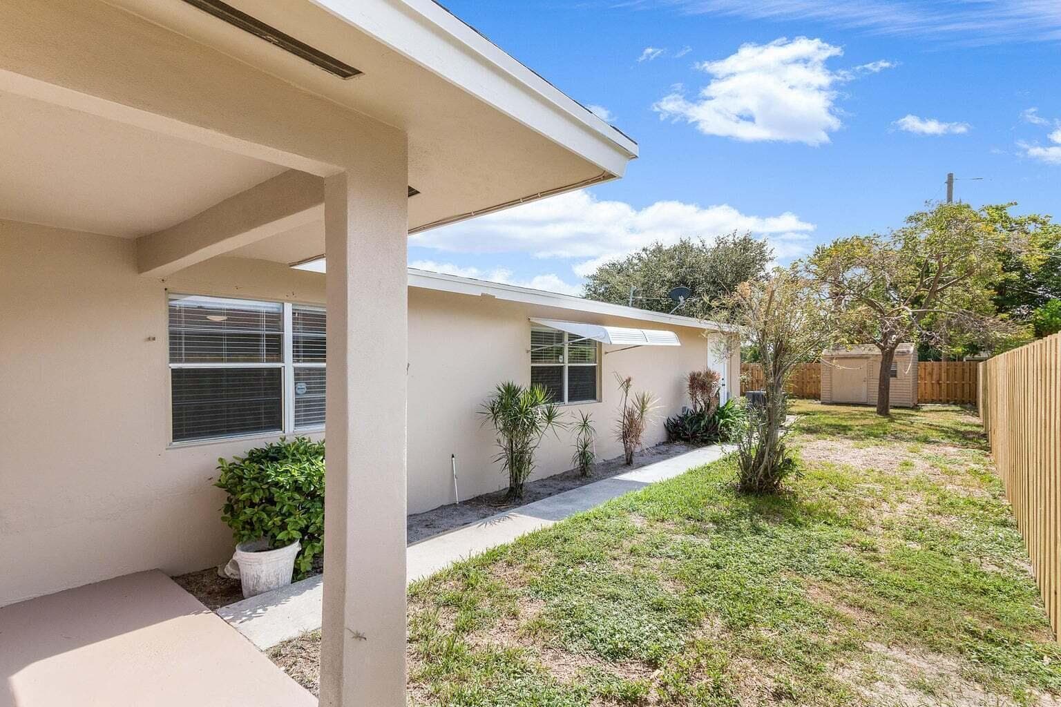 272 NE 13th Street, Delray Beach, FL 33444 — photo 35 of 41