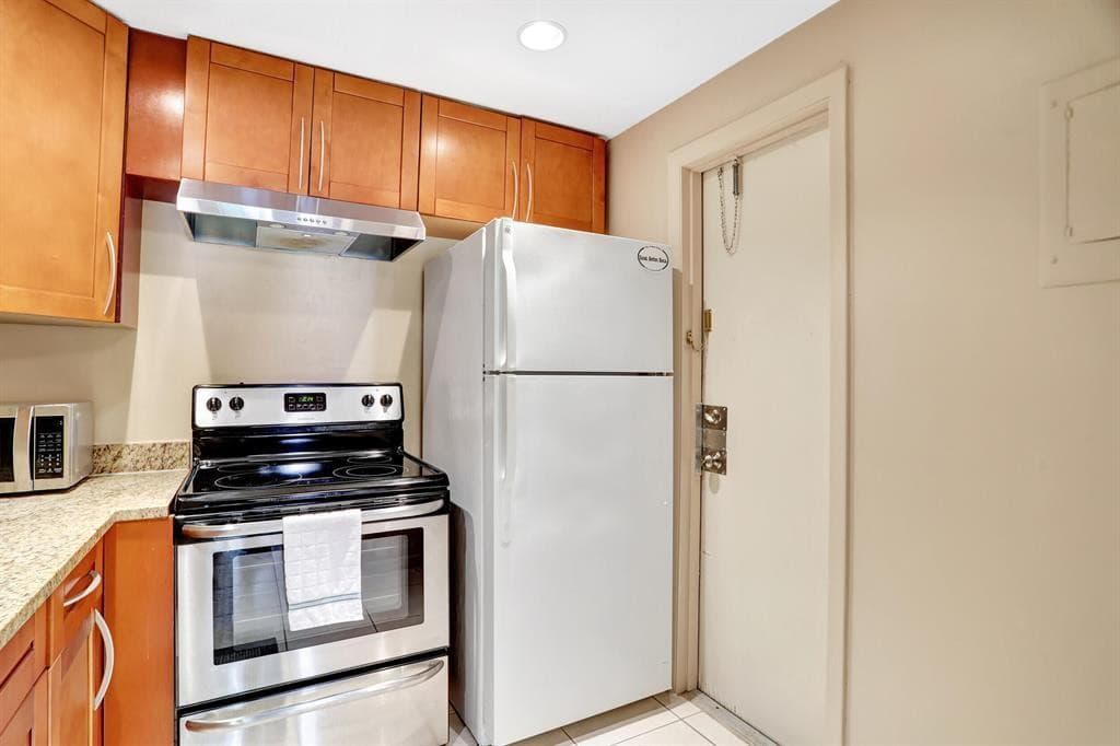 606 NW 13th Street 0160, Boca Raton, FL 33486 — photo 3 of 24
