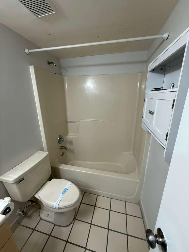 3610 N 56th Avenue 205, Hollywood, FL 33021 — photo 8 of 12