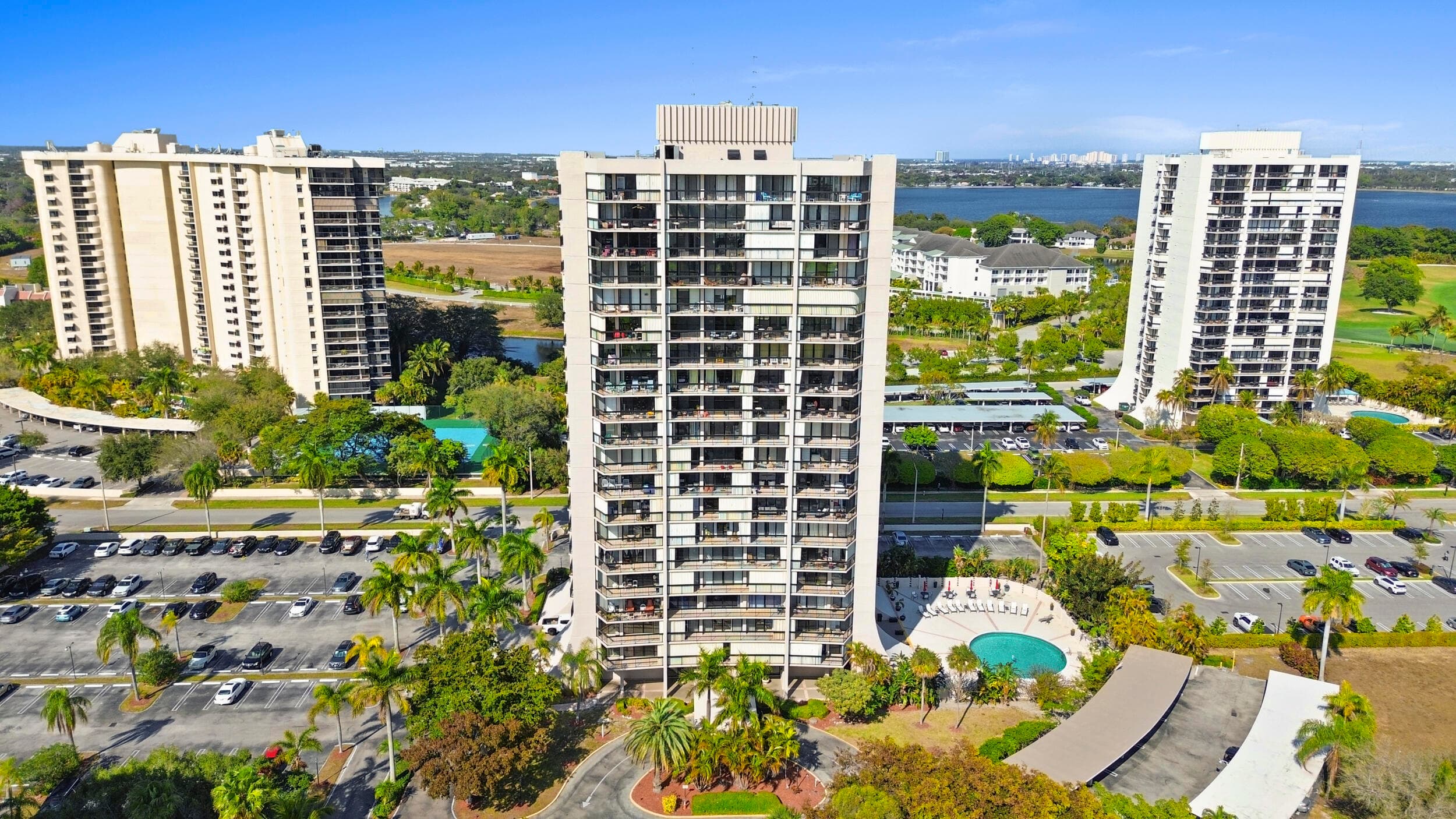 2425 Presidential Way Ph2, West Palm Beach, FL 33401 — photo 27 of 37