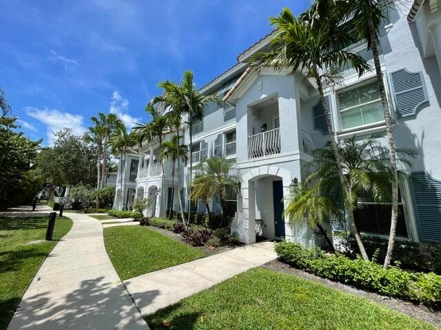1450 Via Alferi, Boynton Beach, FL 33426 — photo 8 of 30