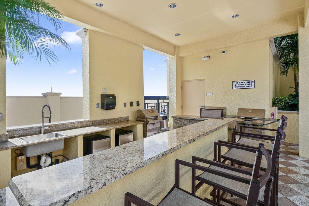 701 S Olive Avenue S 1413, West Palm Beach, FL 33401 — photo 49 of 60