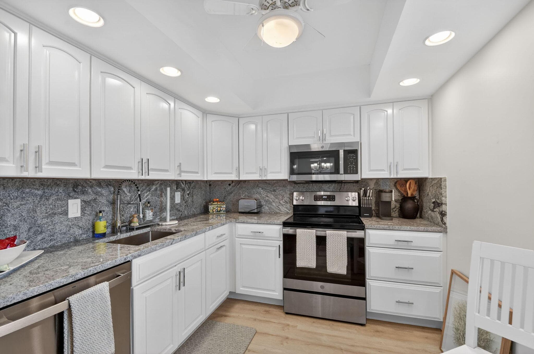 1250 Sugar Sands Boulevard 110, Singer Island, FL 33404 — photo 6 of 31