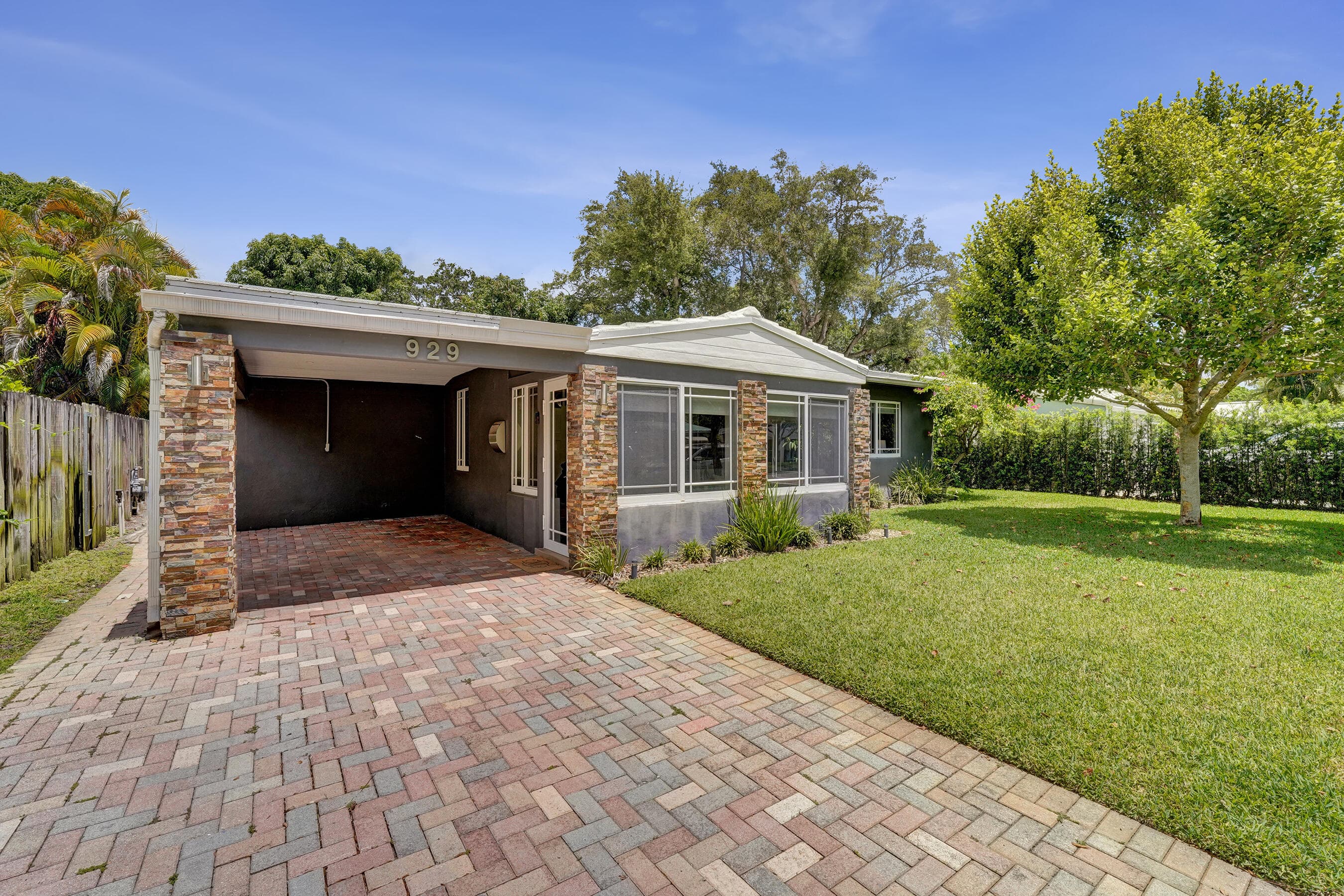 929 SW 18th Court, Fort Lauderdale, FL 33315 — photo 2 of 46