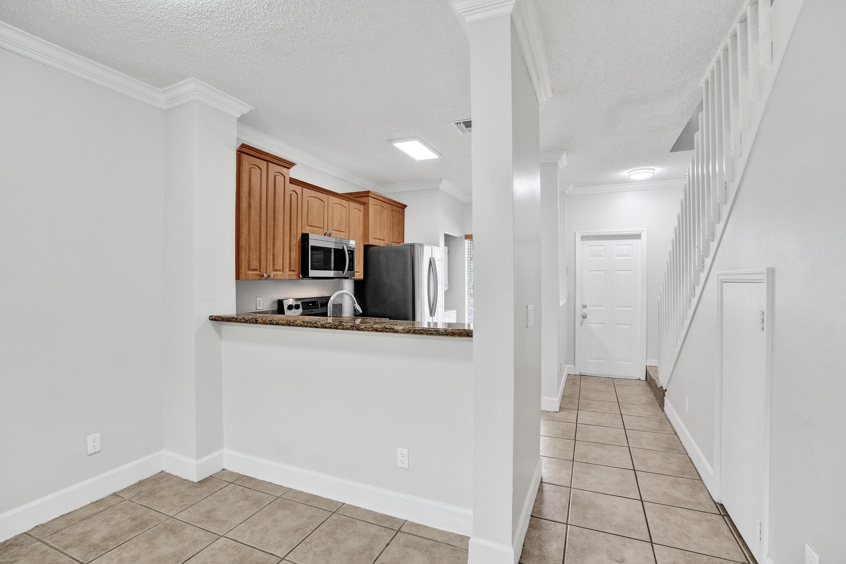752 SW 122nd Terrace, Pembroke Pines, FL 33025 — photo 18 of 40