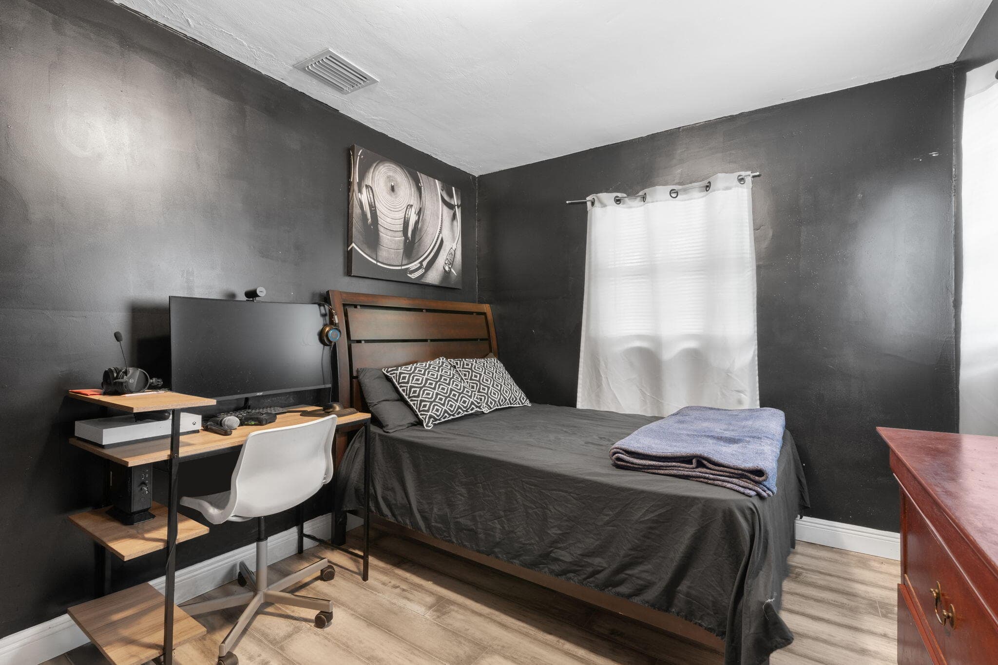 1241 NW 30th Avenue, Fort Lauderdale, FL 33311 — photo 16 of 28