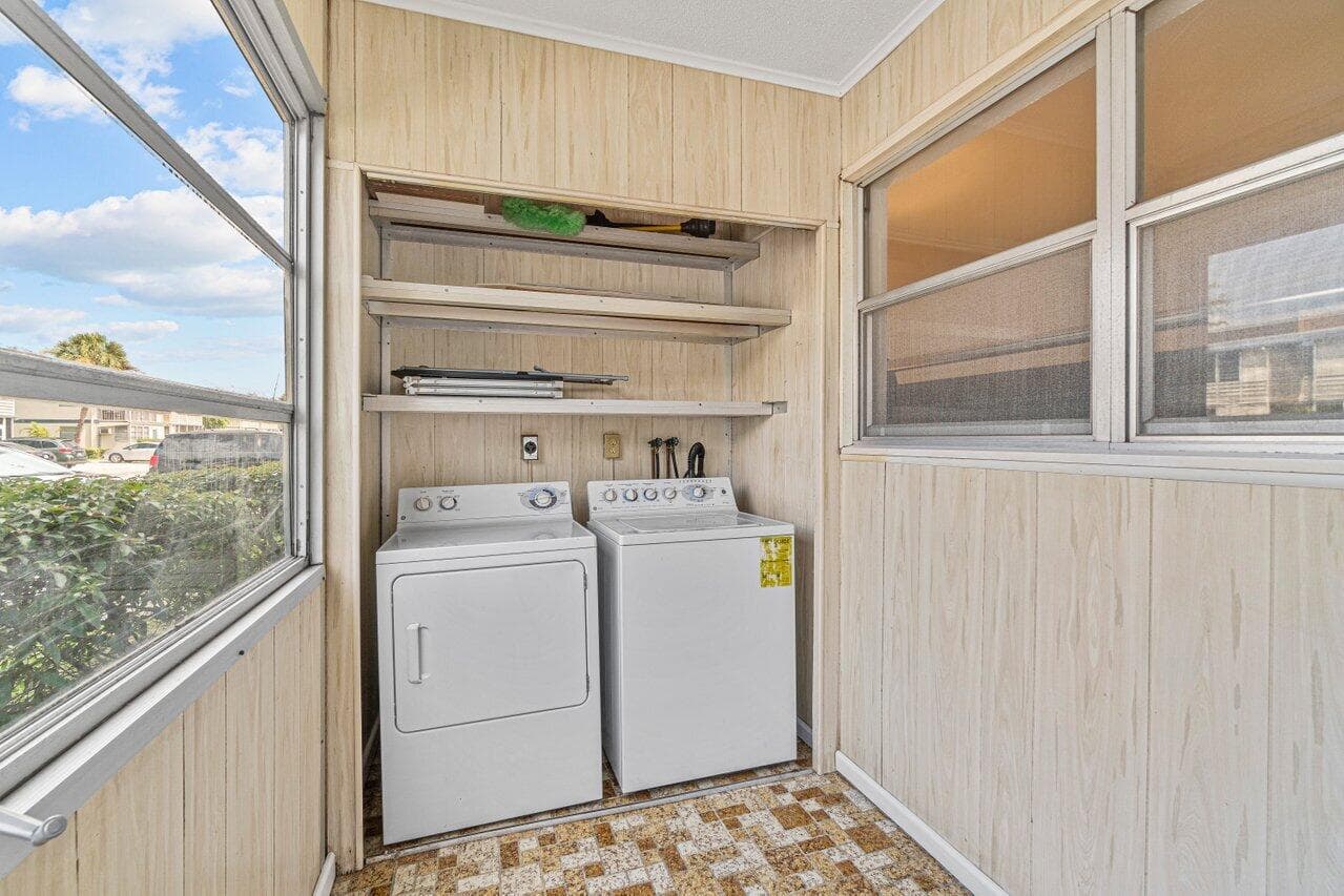 260 Brittany F, Delray Beach, FL 33446 — photo 19 of 24