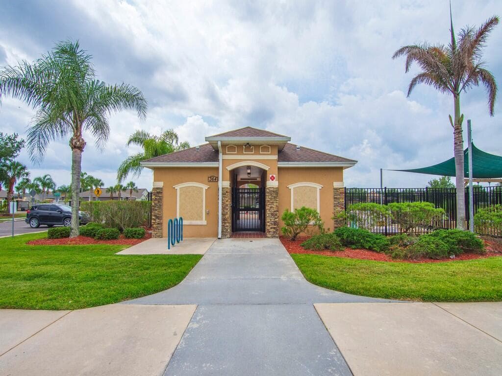 475 SW Moray Dr Drive, Palm Bay, FL 32908 — photo 19 of 23