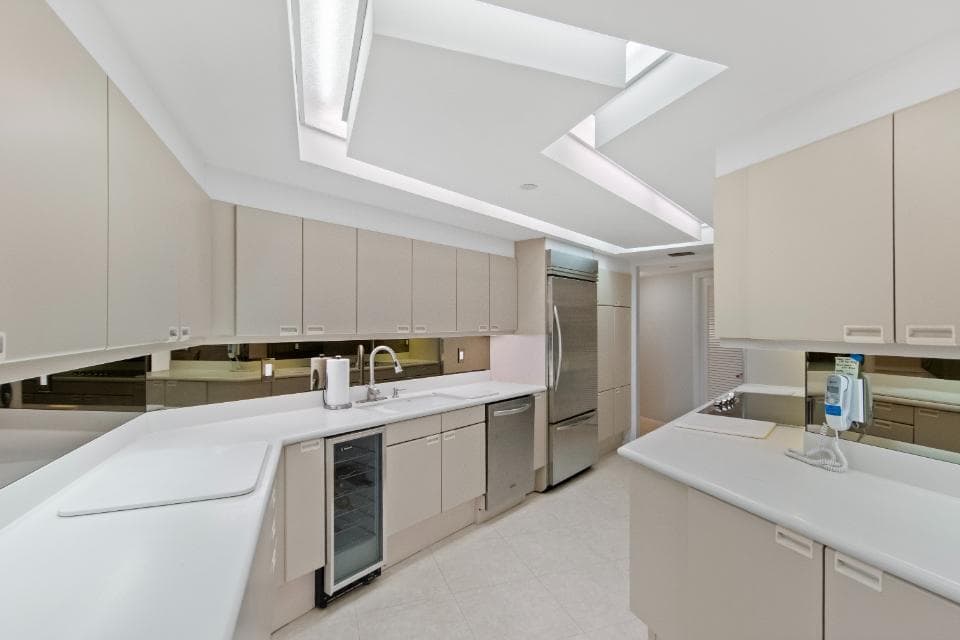 100 Lakeshore Drive 957, North Palm Beach, FL 33408 — photo 16 of 58