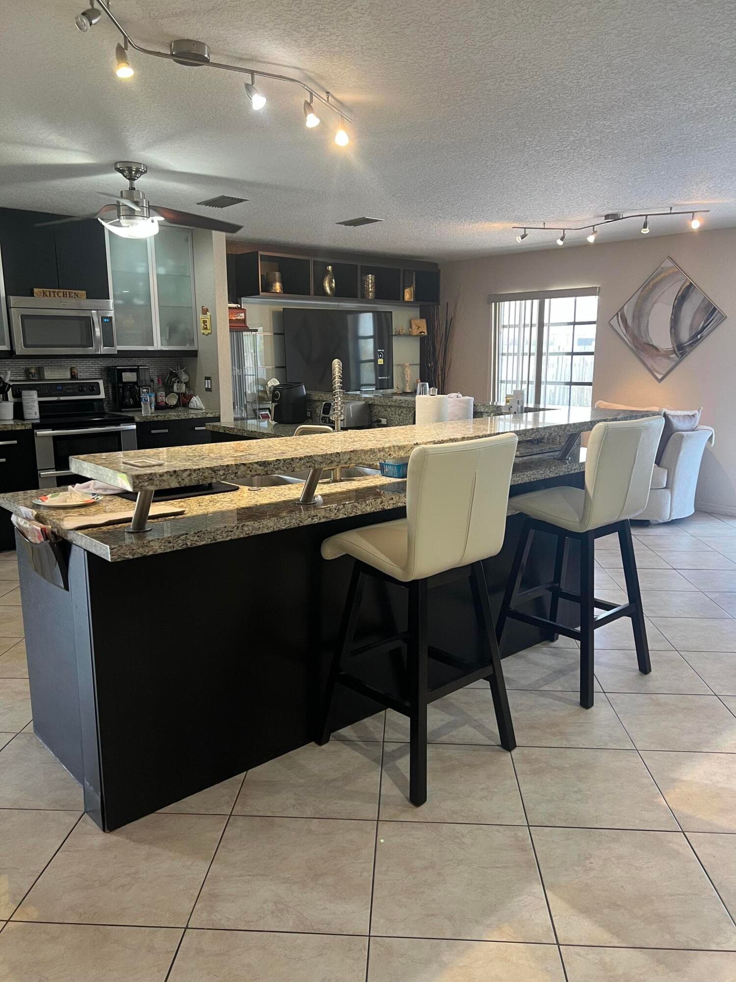 3310 NW 90th Avenue 3310-3310s, Coral Springs, FL 33065 — photo 5 of 44