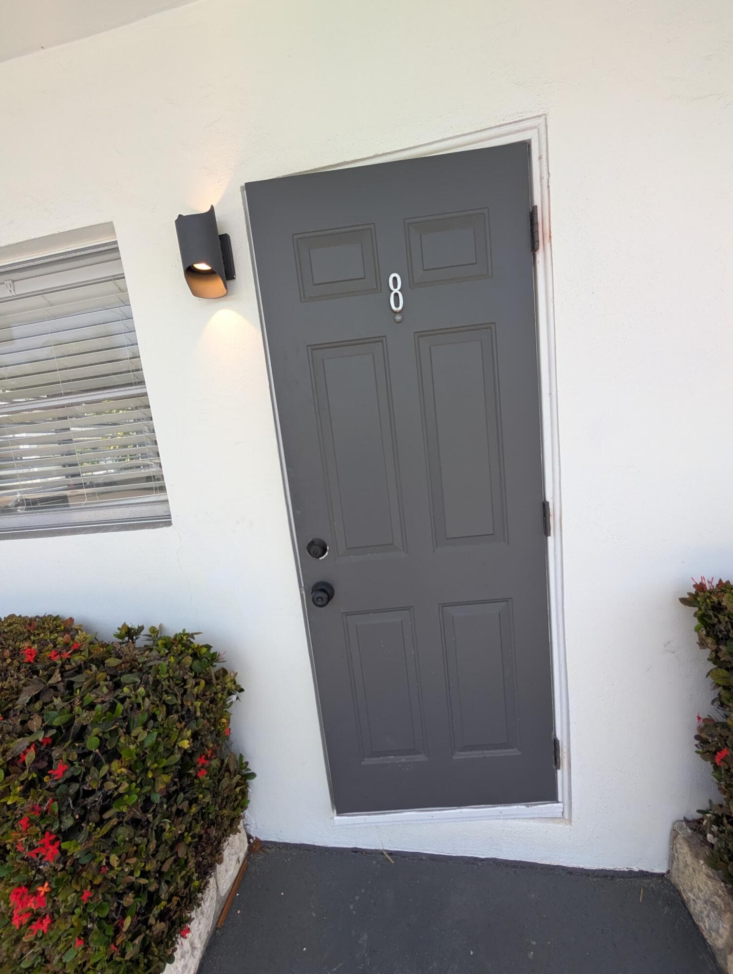 901 NE 16th Avenue 8, Fort Lauderdale, FL 33304 — photo 17 of 18