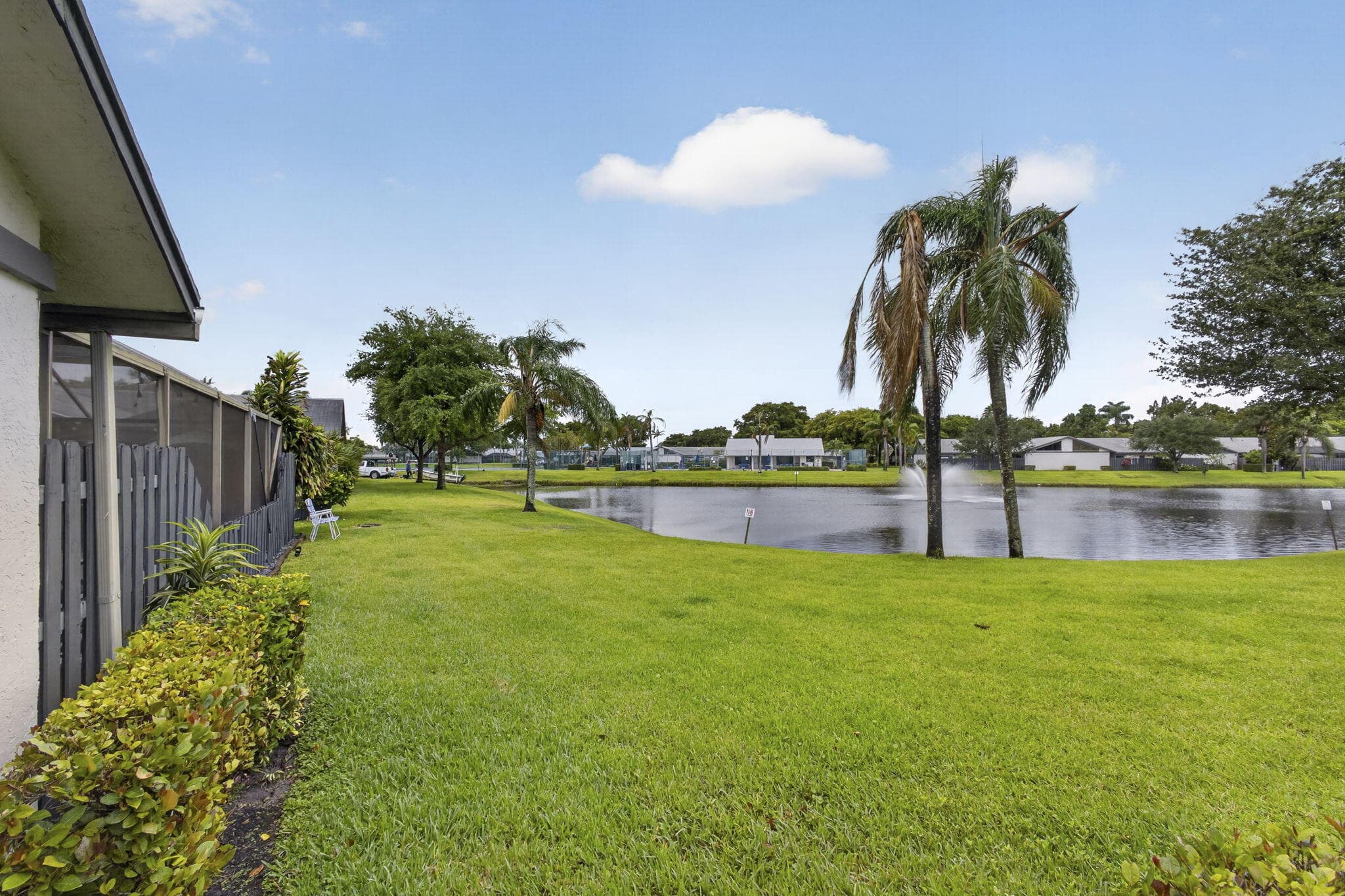 1057 Summit Trail Circle B, West Palm Beach, FL 33415 — photo 27 of 31