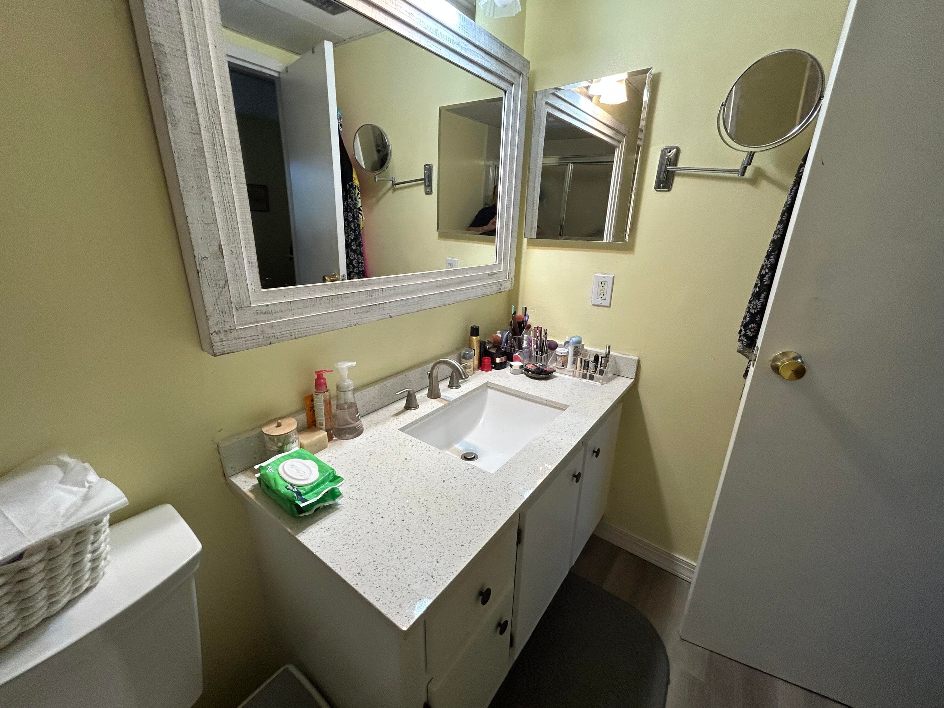 Condominium in Margate — photo 12 of 20