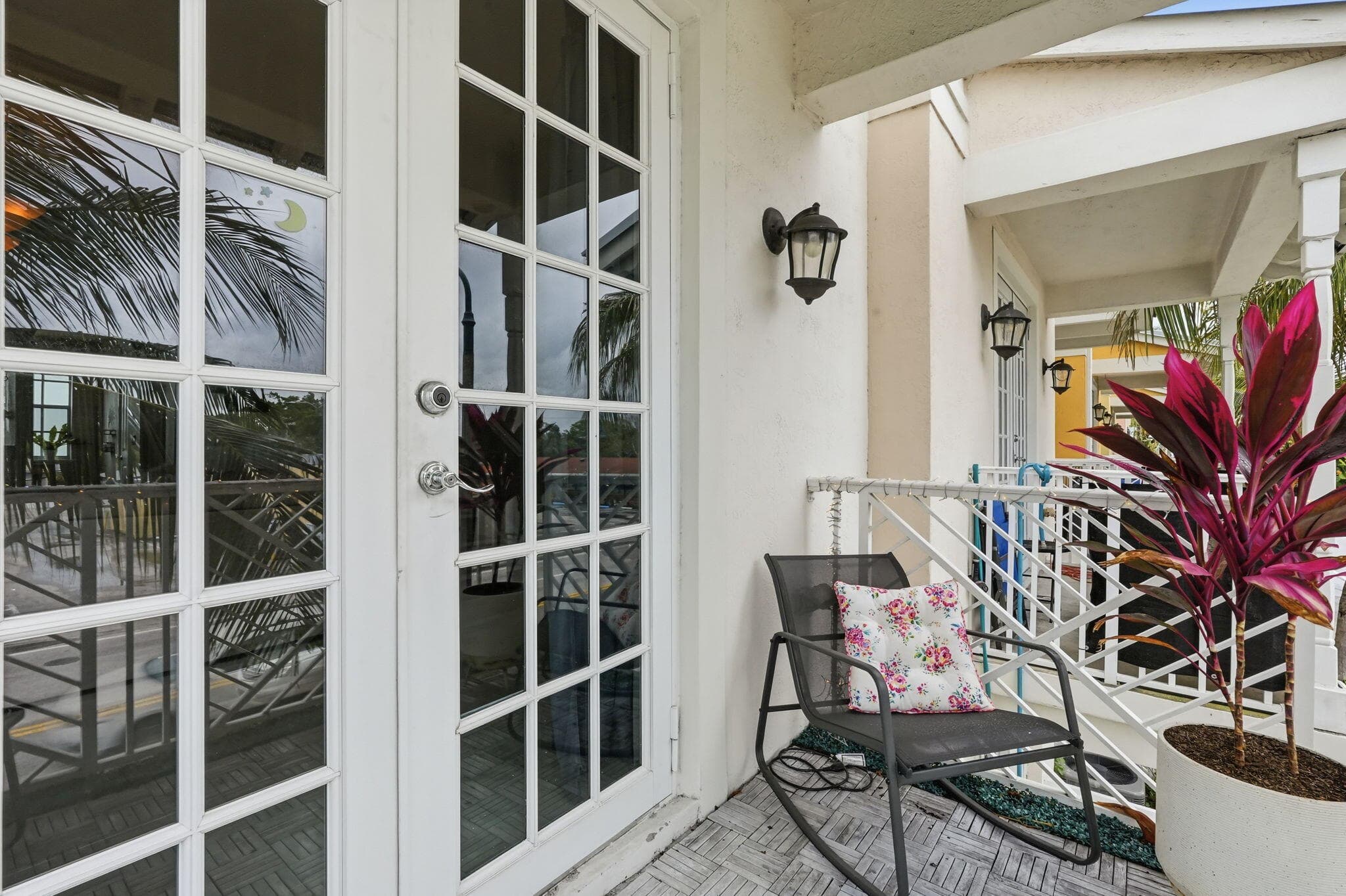 310 N Dixie Highway 104, Lake Worth Beach, FL 33460 — photo 17 of 35
