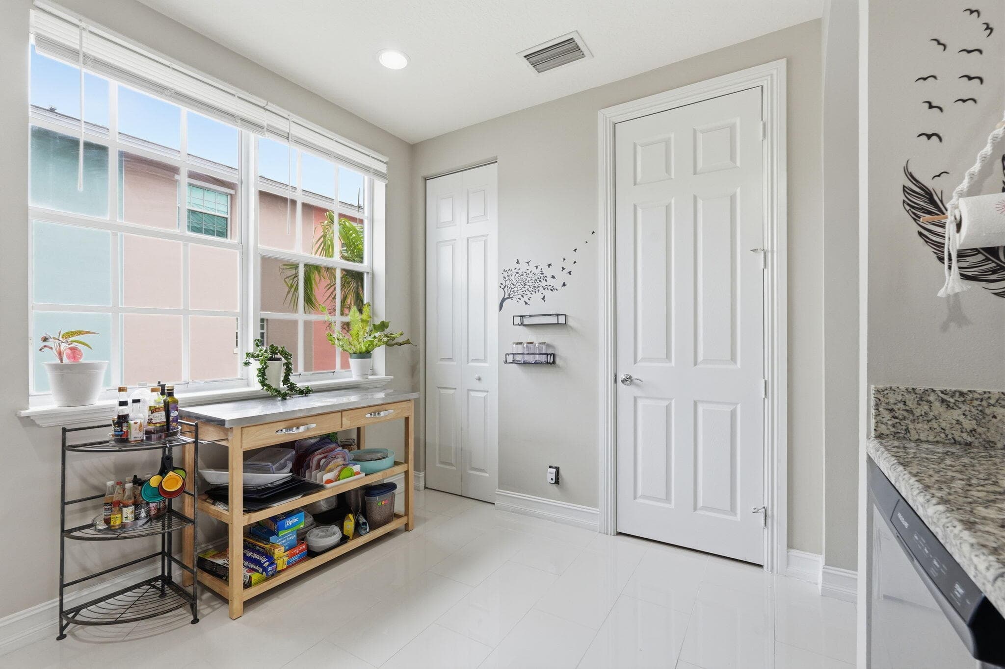 310 N Dixie Highway 104, Lake Worth Beach, FL 33460 — photo 22 of 35