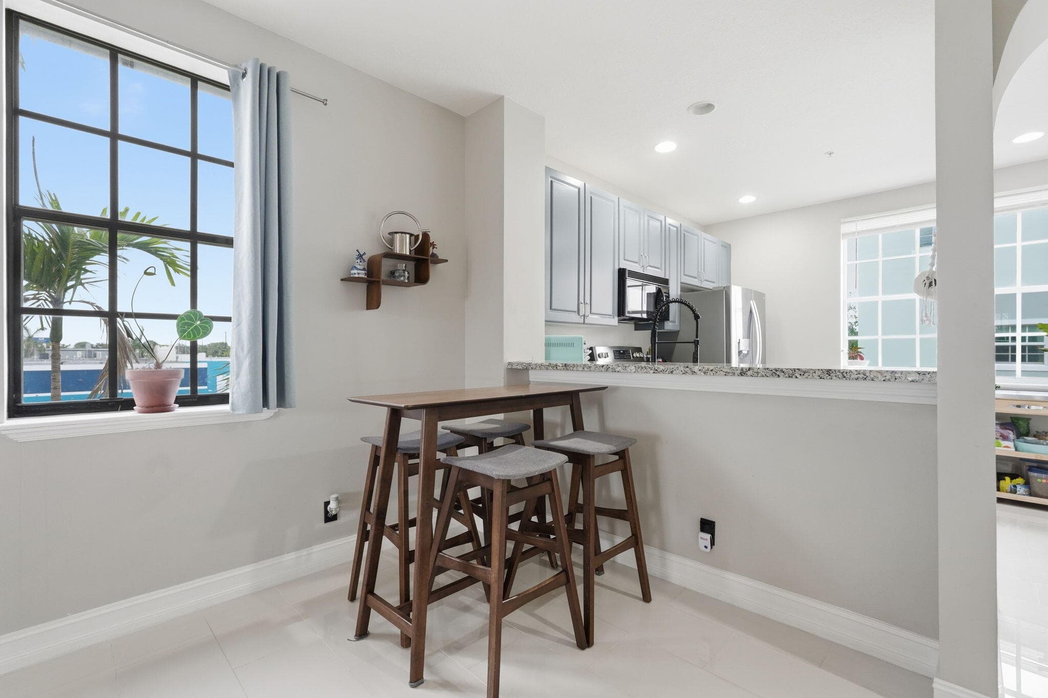 310 N Dixie Highway 104, Lake Worth Beach, FL 33460 — photo 26 of 35