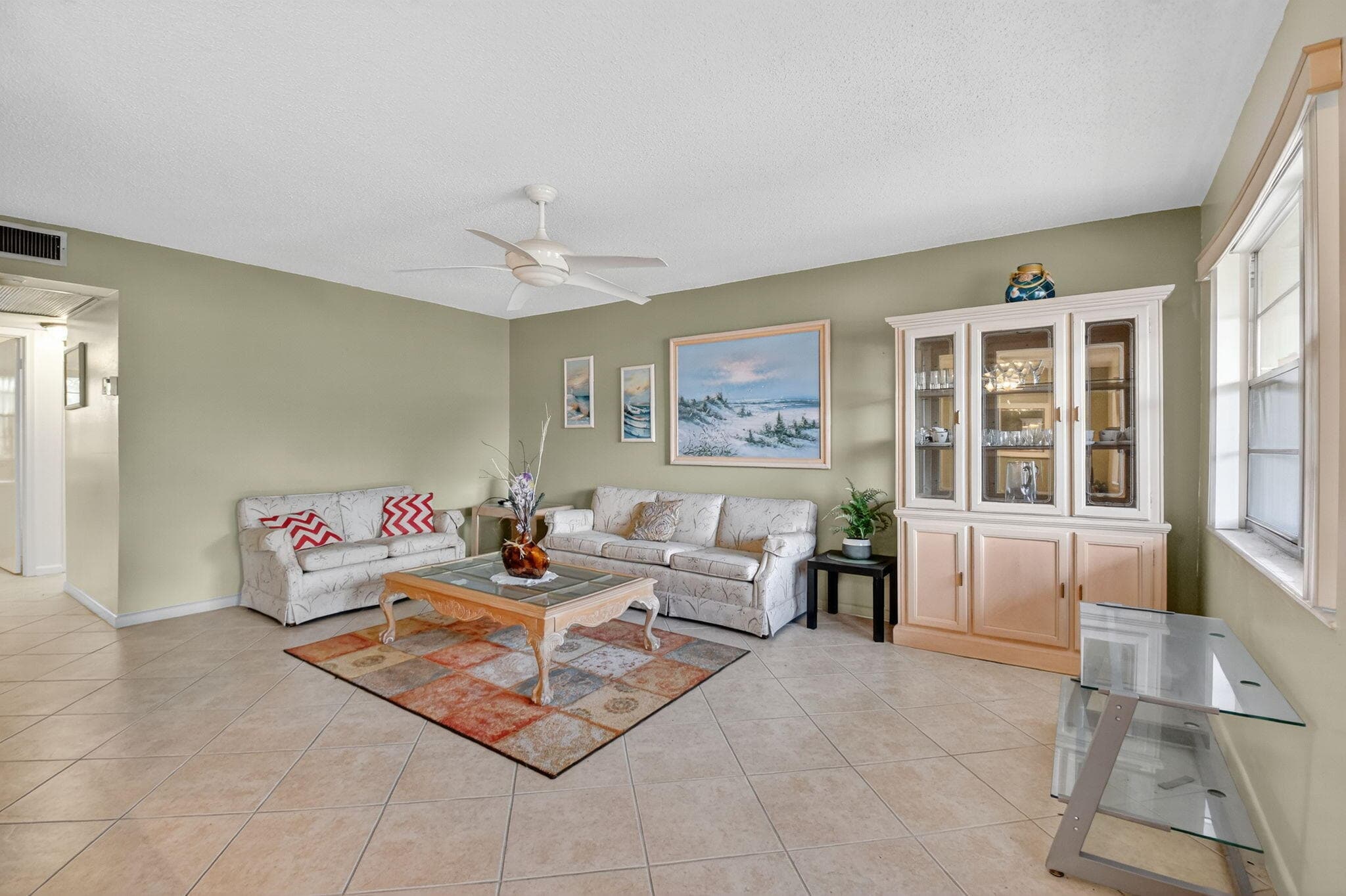317 N Windsor N N, West Palm Beach, FL 33417 — photo 3 of 38