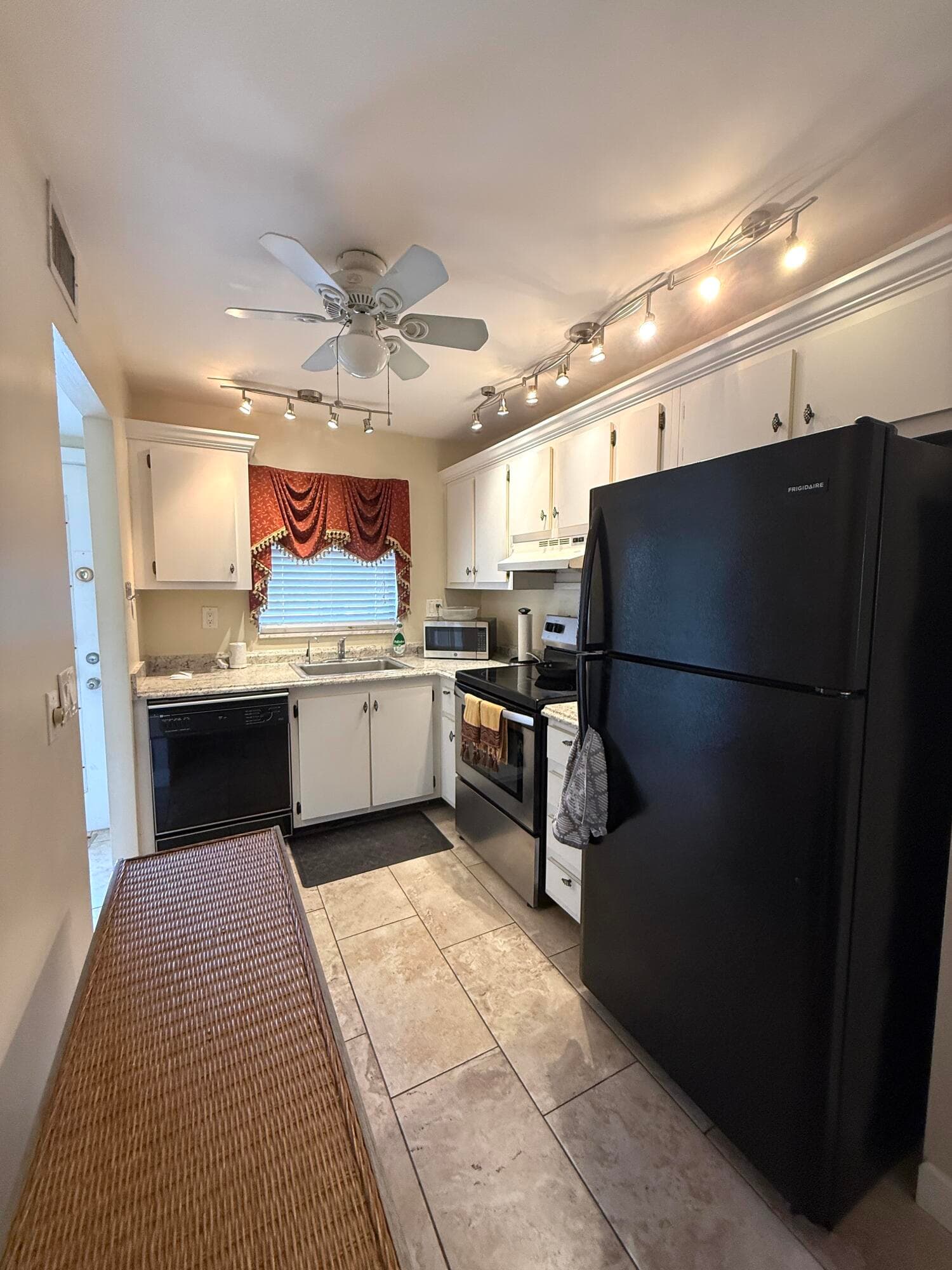 10300 NW 30th Court 210, Sunrise, FL 33322 — photo 18 of 23