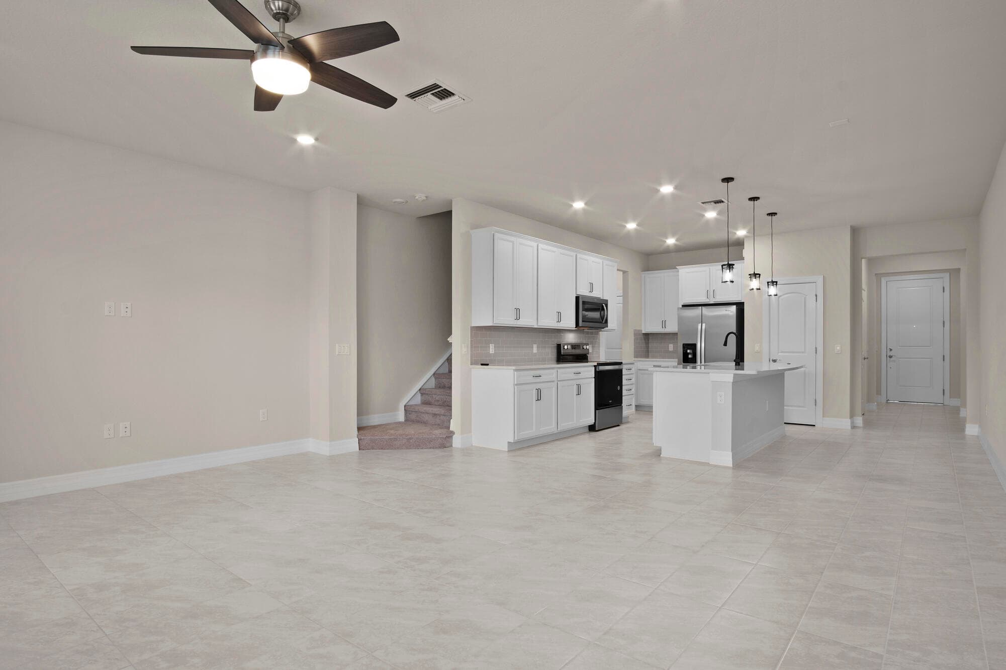 4837 Chantilly Road, Lake Worth, FL 33467 — photo 5 of 27