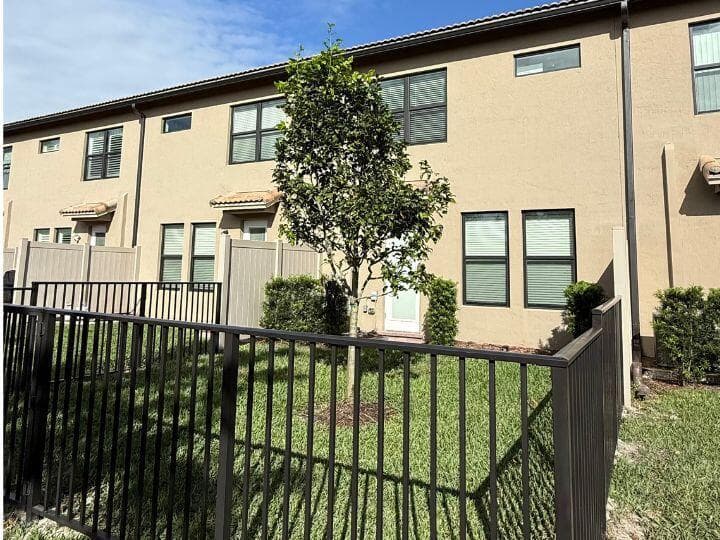 4837 Chantilly Road, Lake Worth, FL 33467 — photo 21 of 27